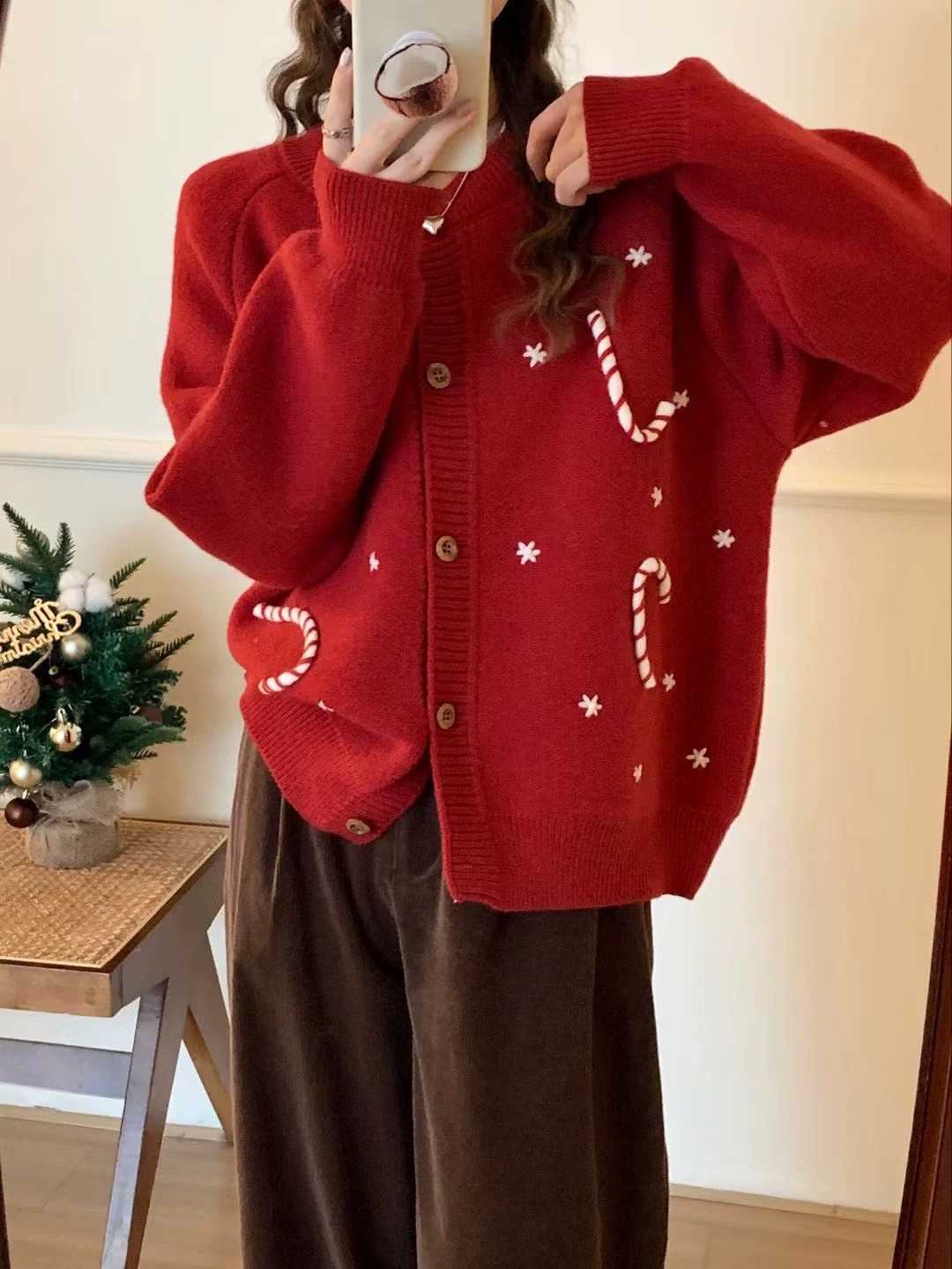 CANDY CANES KNIT WOOL SWEATER / สีแดง