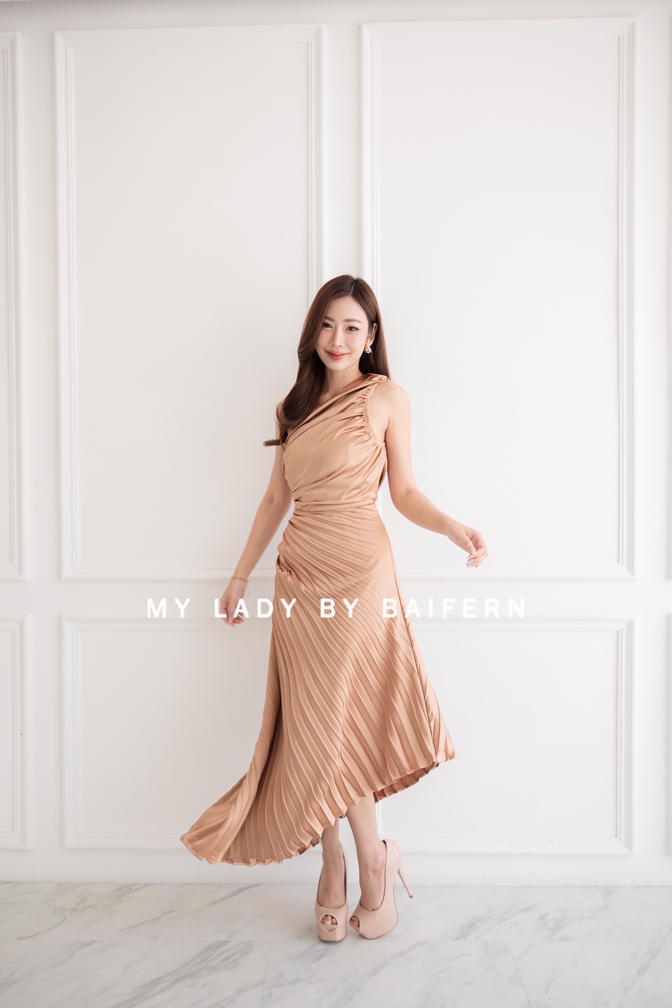 ชุดเดรสไปงานแต่ง ชุดออกงาน MY LADY BY BAIFERN - ML0459
