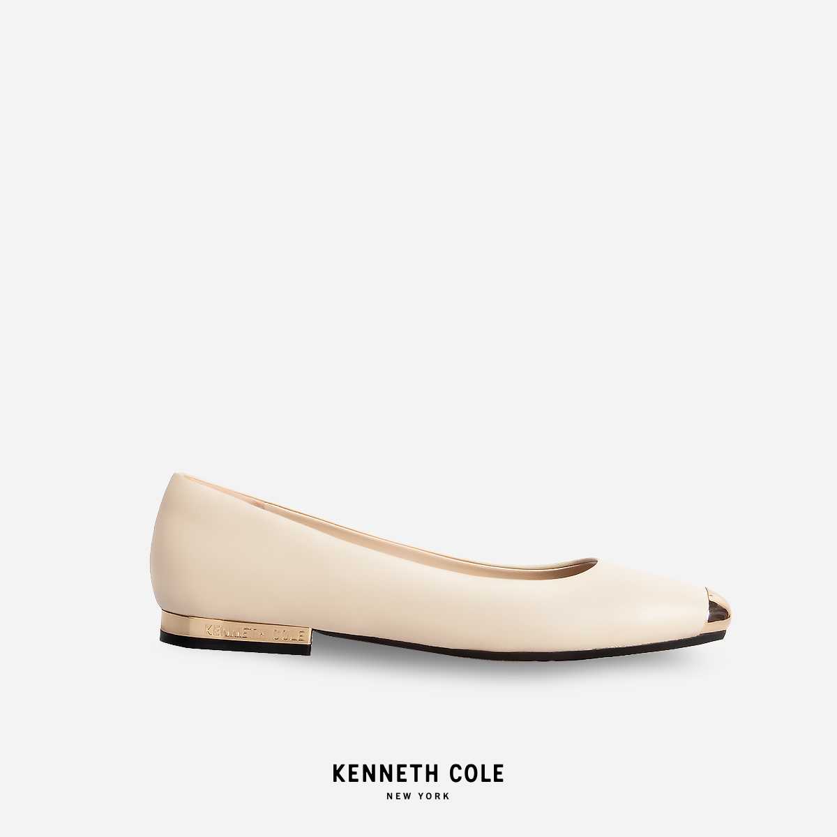KENNETH COLE x ANNE รองเท้าส้นแบน รุ่น ASTAIRE FLATS EGG SHELL สีครีม ( FLT - KF14077LE-110 )
