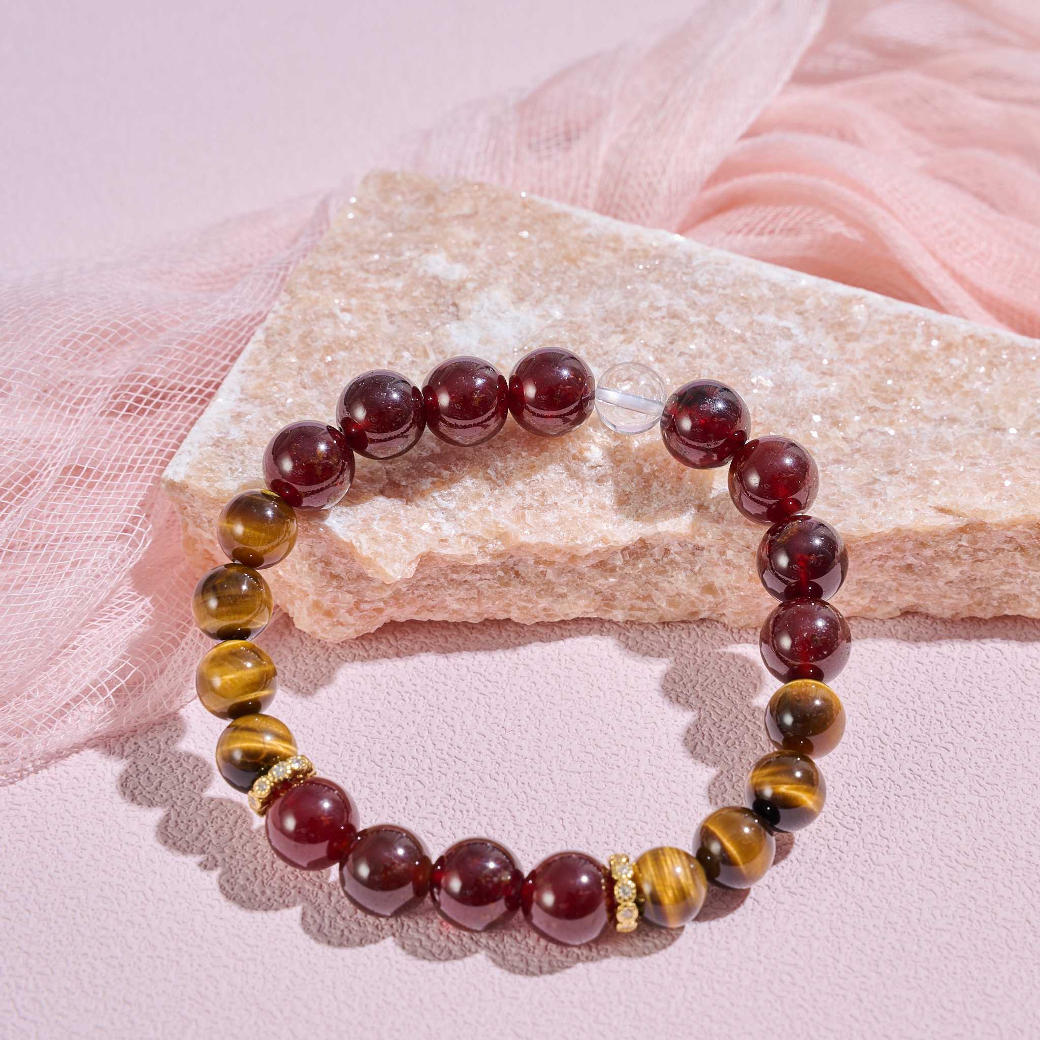 กำไลหินเสริมความมั่นใจ ความรู้สึกปลอดภัยทางการเงิน Masculine Bracelet 🖤🧡