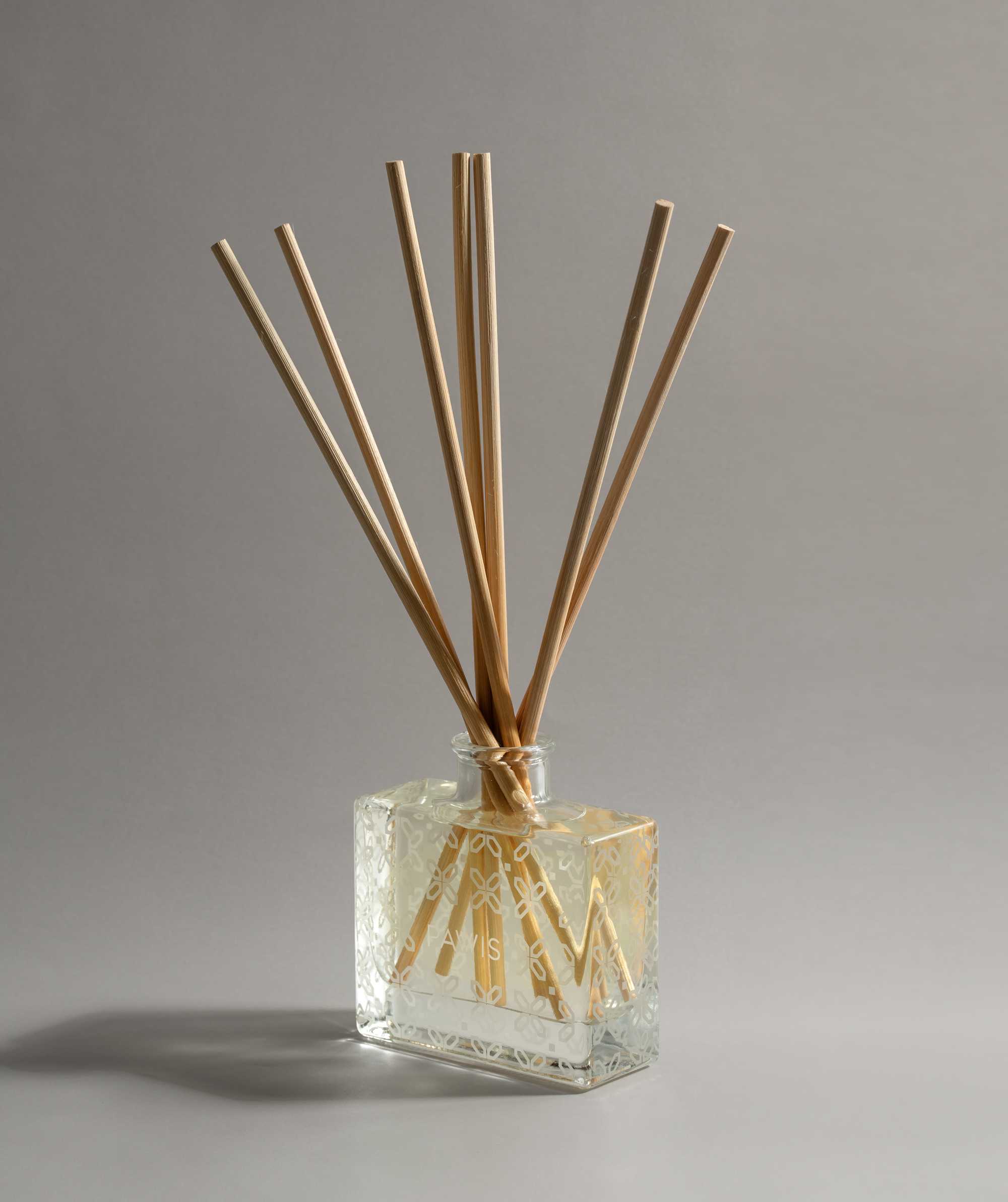 REED DIFFUSER JASMINE BOUQUET & FREESIA 100ML