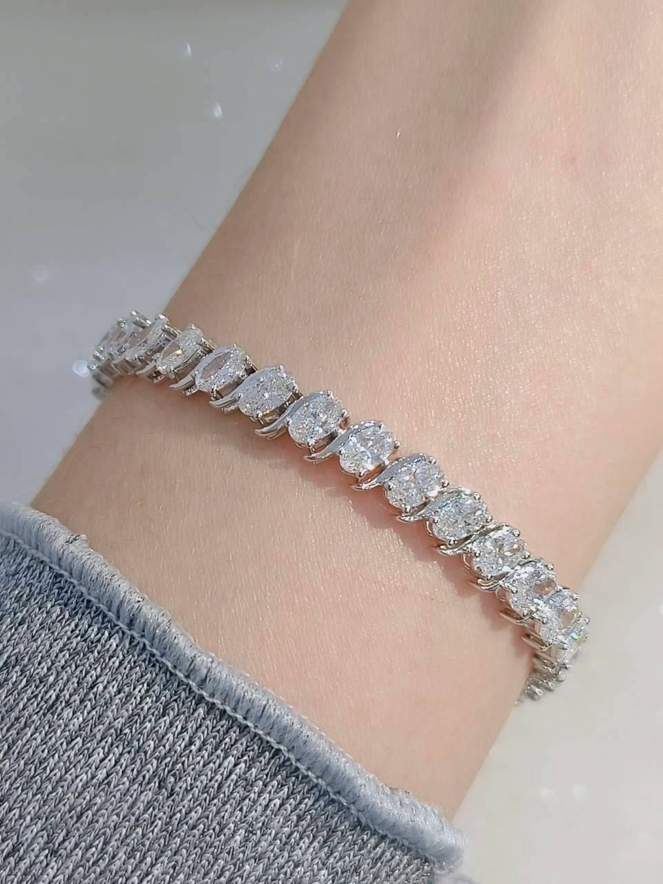 สร้อยข้อมือ 💎Oval Tennis Bracelet 7.05 ct