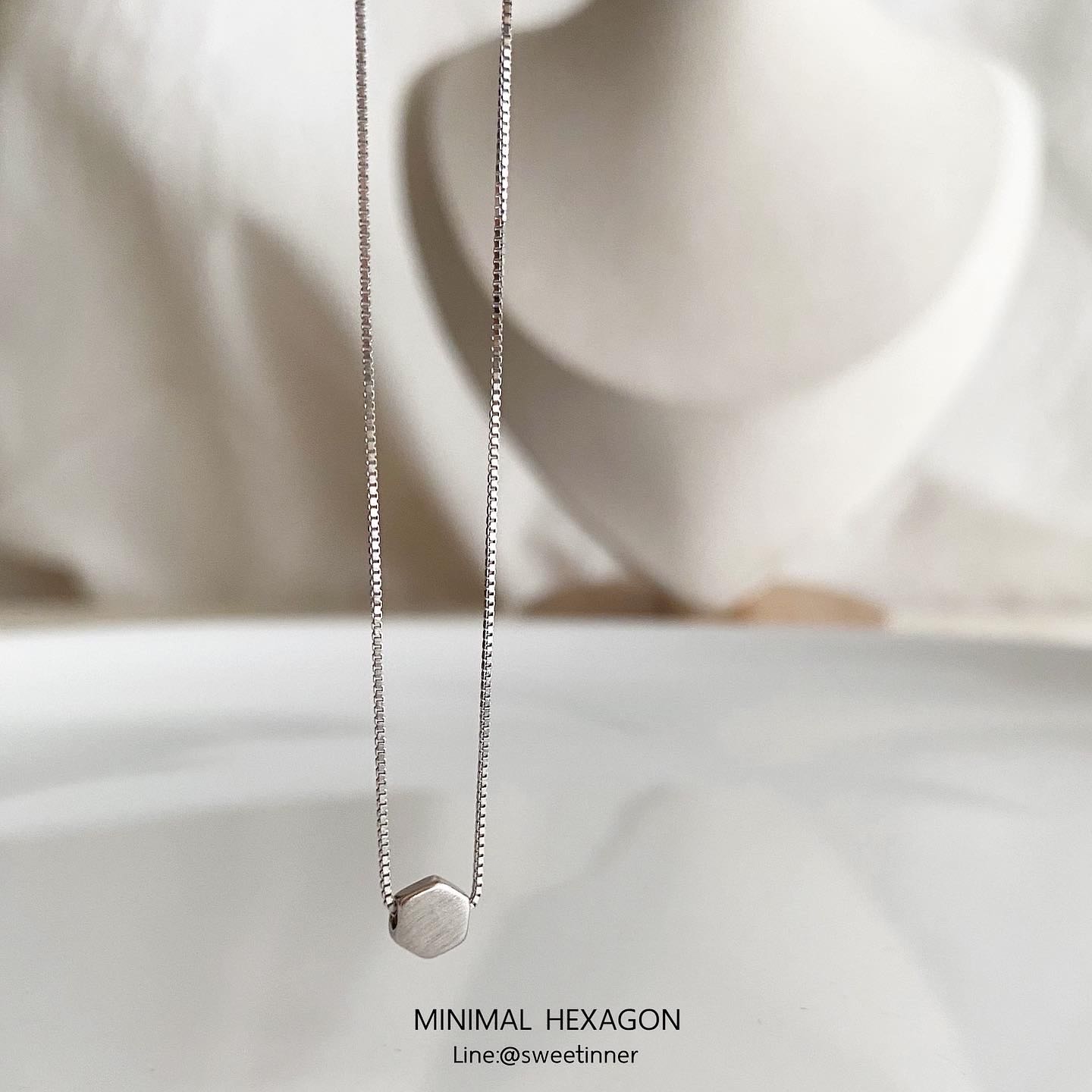 MINIMAL HEXAGON เงินแท้92.5% จี้ทรงหกเหลี่ยมมินิมอล เงินแท้ทั้งจี้และสร้อย แบบเรียบๆใส่ติดตัวได้