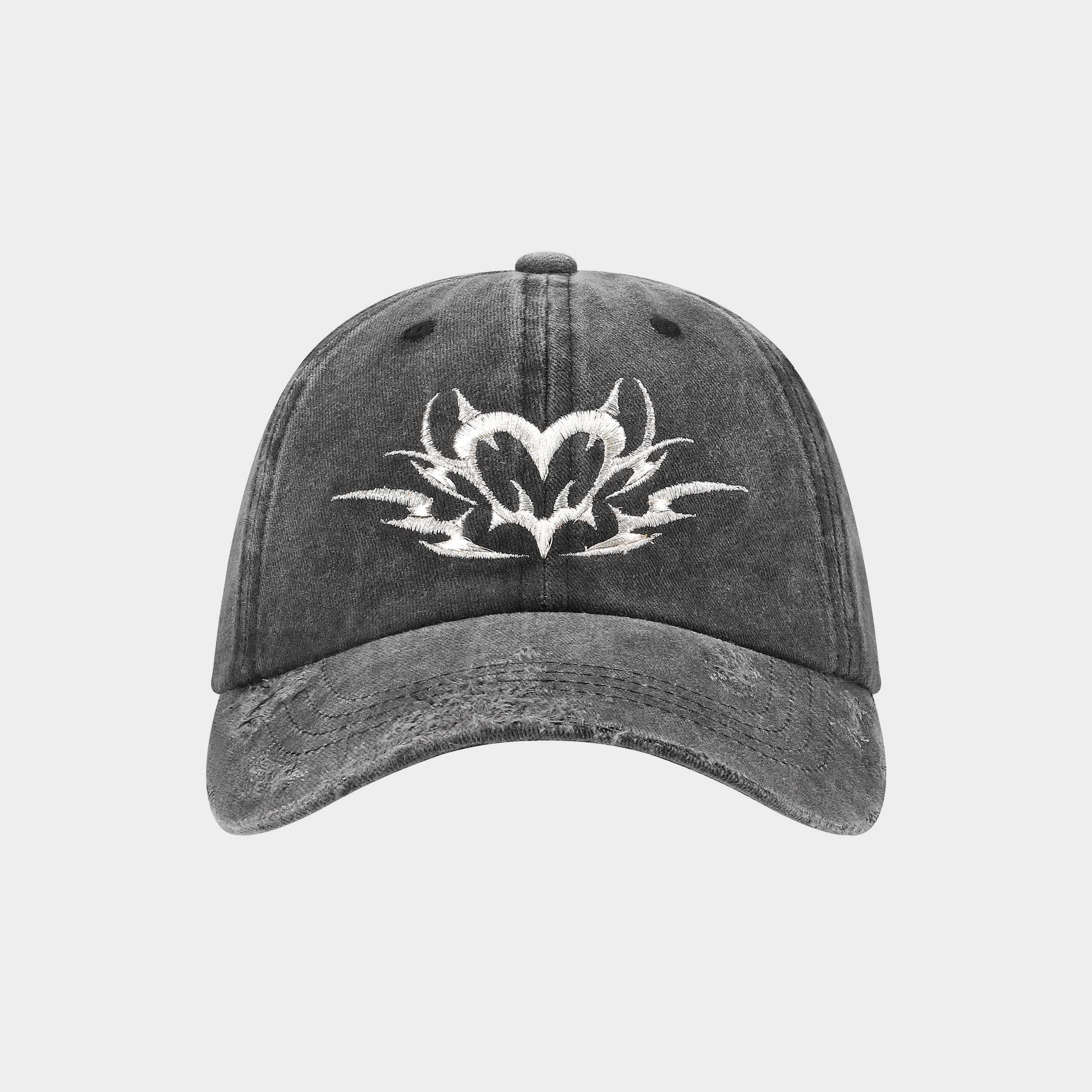 Nabi Club – Spikey Heart Cap [Silver]