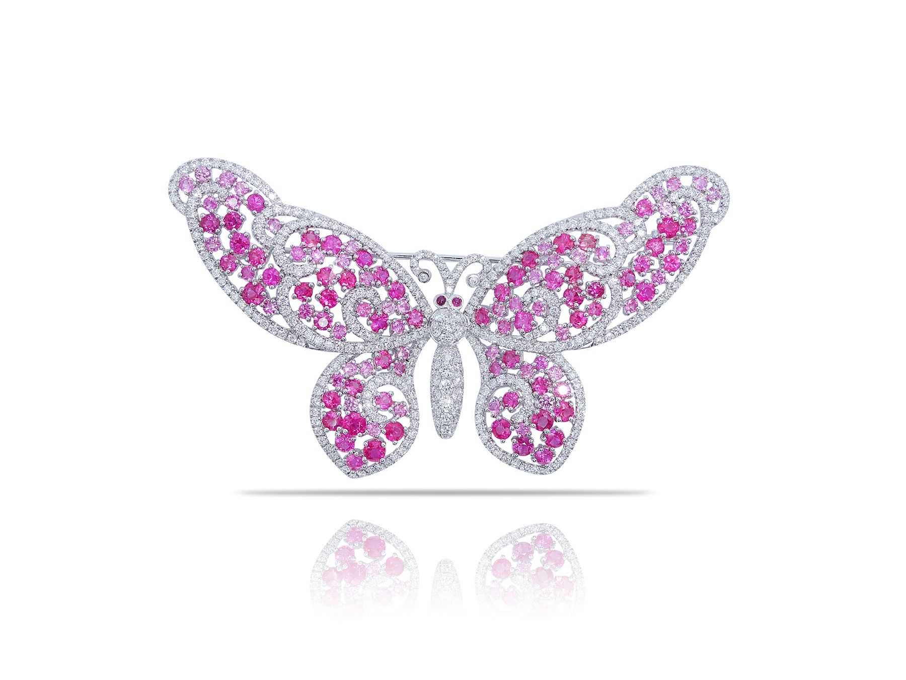 The Signature of Brooch 7