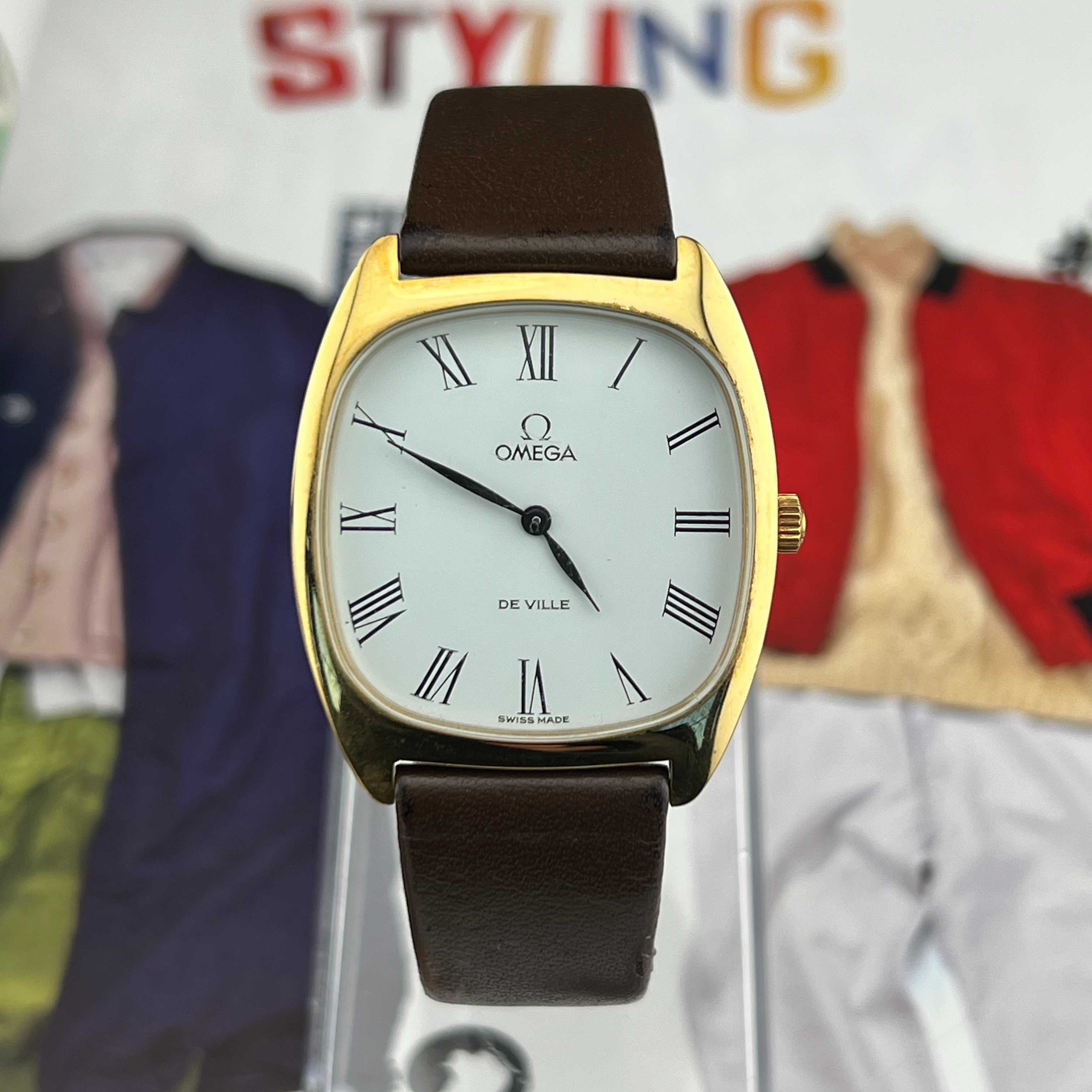 Vintage 0mega De Ville Manual Winding 17Jewels White Roman Dial Ref.111.0139 Cal.625 Swiss Made 1978