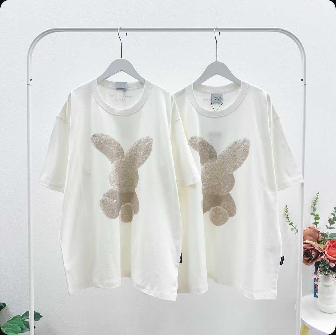พร้อมส่ง  ADLV Rabit T-Shirt ( White )