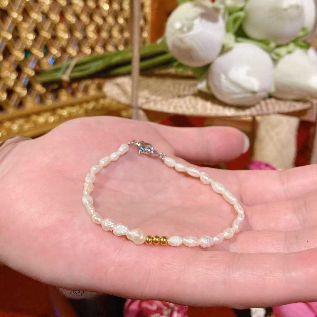 ข้อมือไข่มุกปู่พญานาค