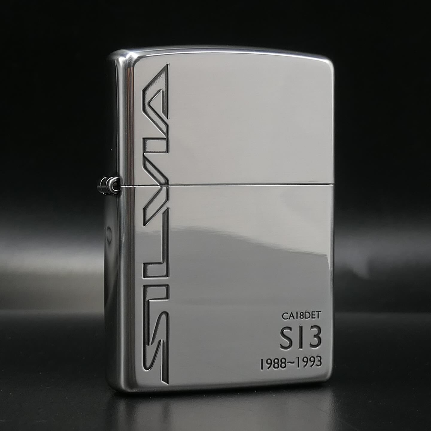 Zippo ไฟแช็กรุ่น ZJP0095 Nissan Silvia S13