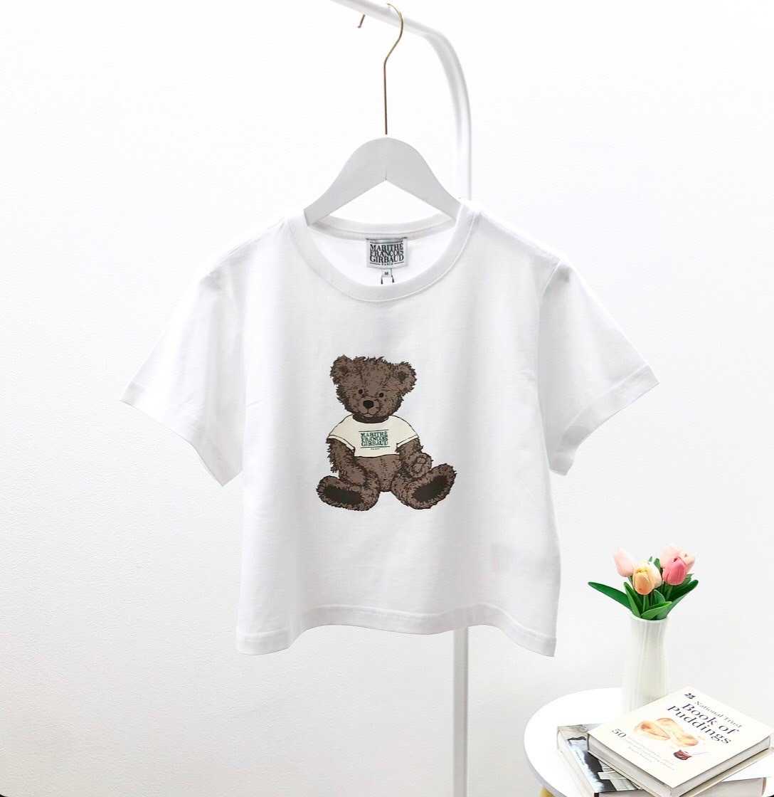 พร้อมส่ง Marithe Doodle Bear Cropped T-Shirt (White/Beige)