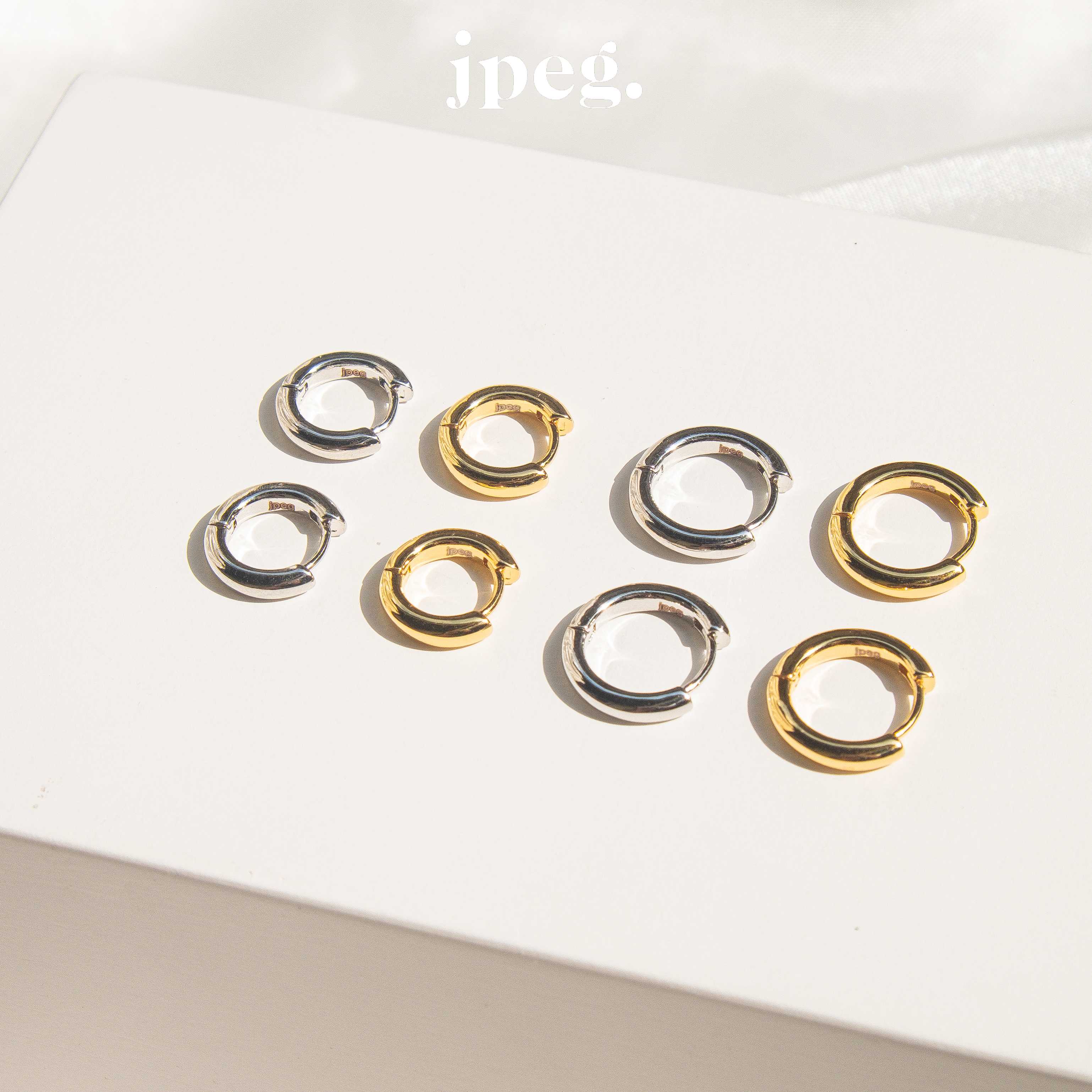 คู่ละ 150 บาท / smooth hoop earring (brass)