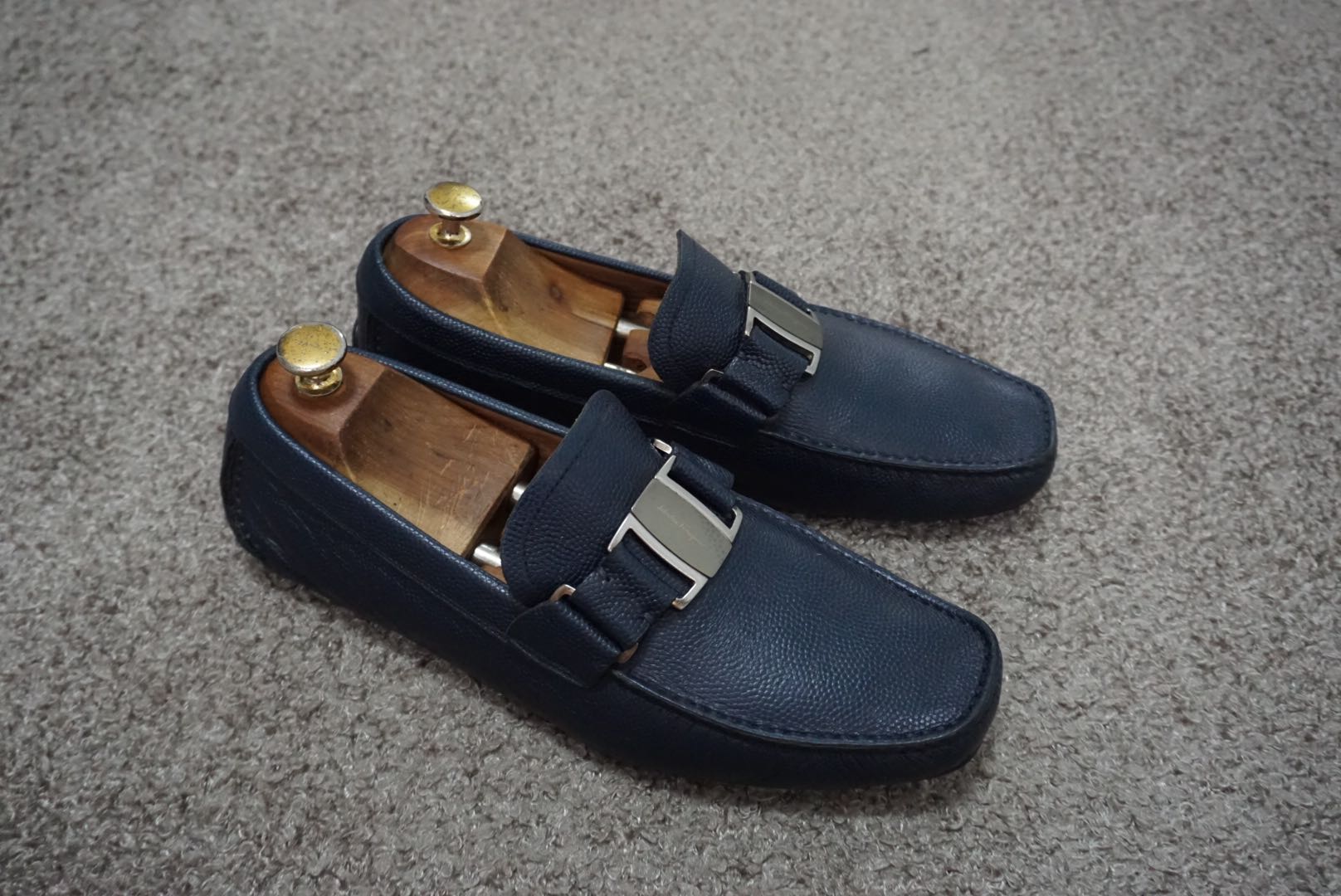SALVATORE FERRAGAMO Gancini Driving Shoes Size 7