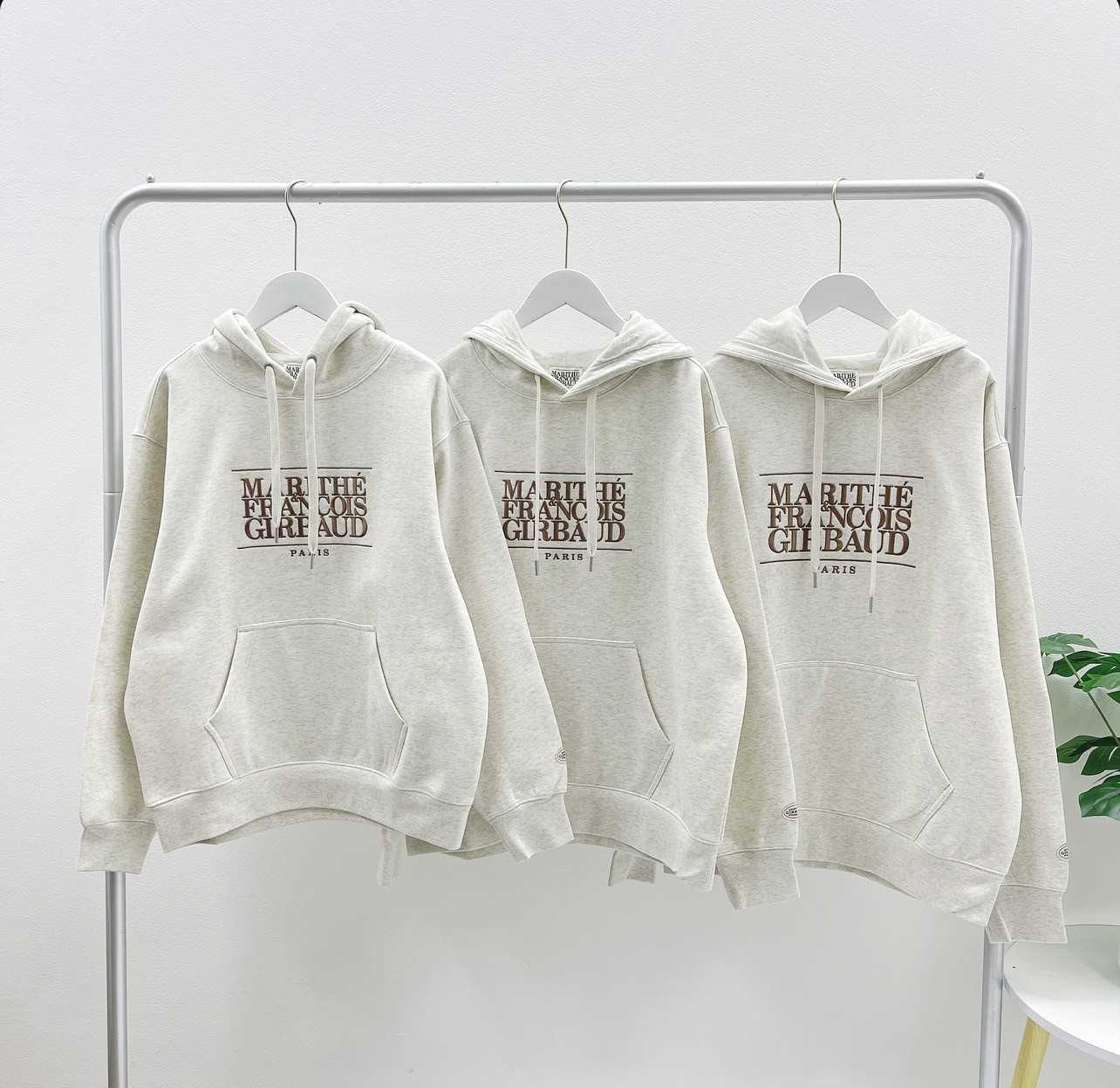 Marithe Logo Brushed Hoodie (Oatmeal)