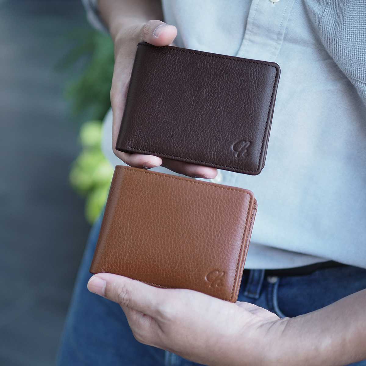 Men purse: หาของขวัญรุ่นนี้เลย ใบพับใช้ได้ทั้ง ช/ญ เรียบเท่คลาสิค