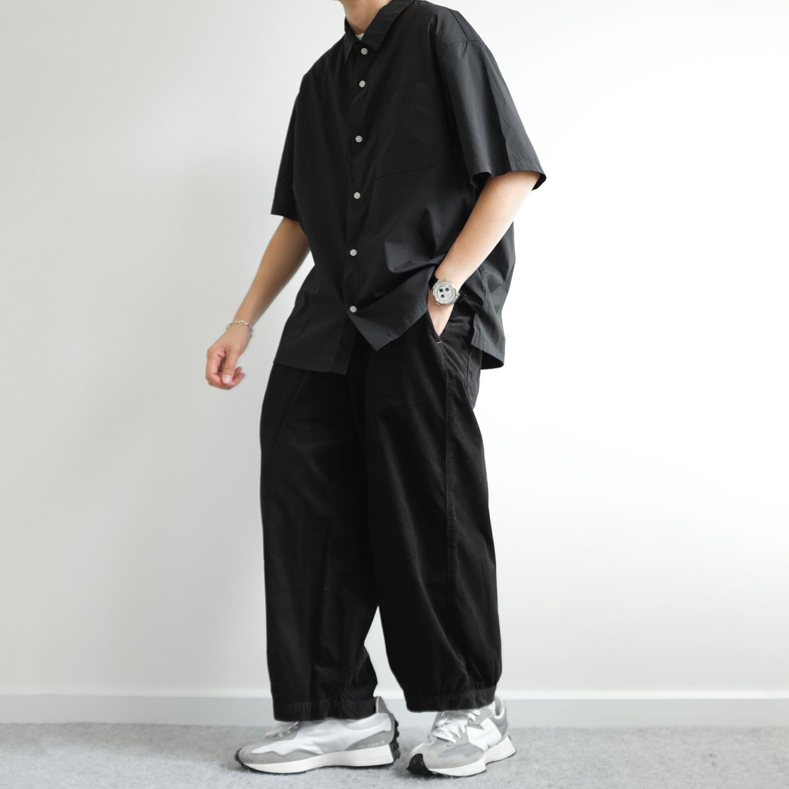 LOGOS DAYS  Cropped Oversized Wide Legs Corduroy Pants