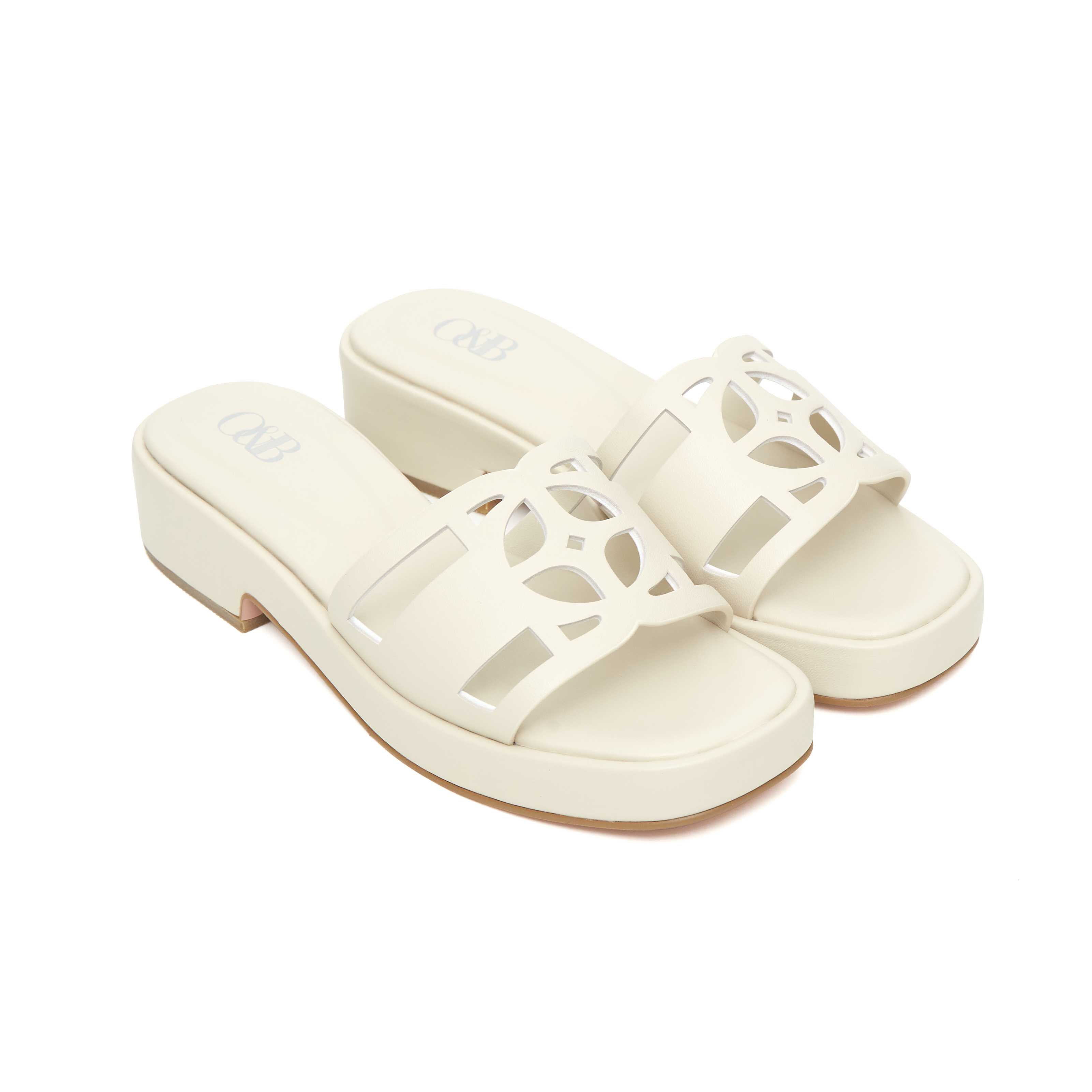 OandB Platform Sandals In Undercover Cream