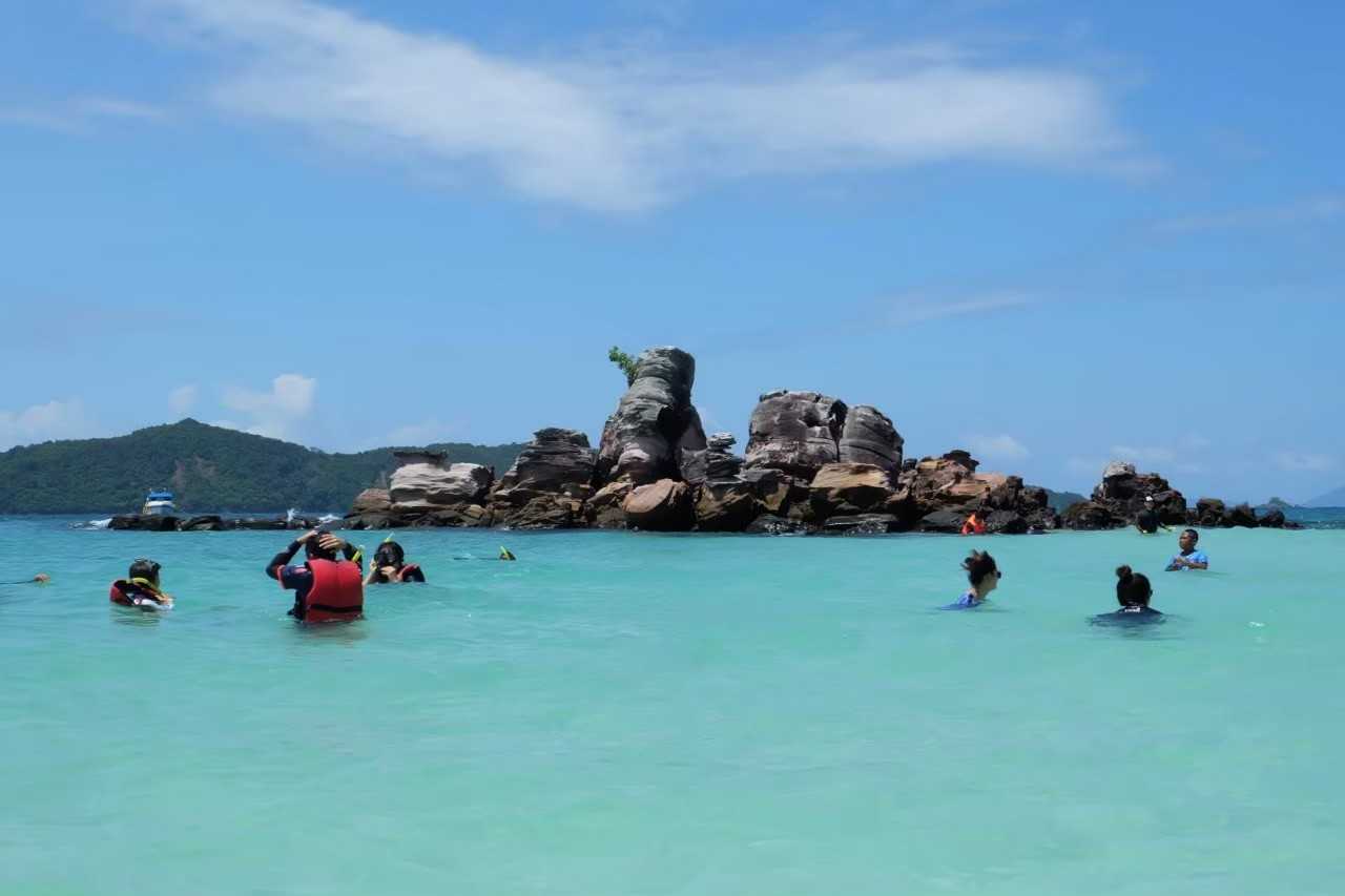 เกาะไข่ครึ่งวัน เรือเร็ว (ราคาสำหรับเด็ก 3-11 ปี)
