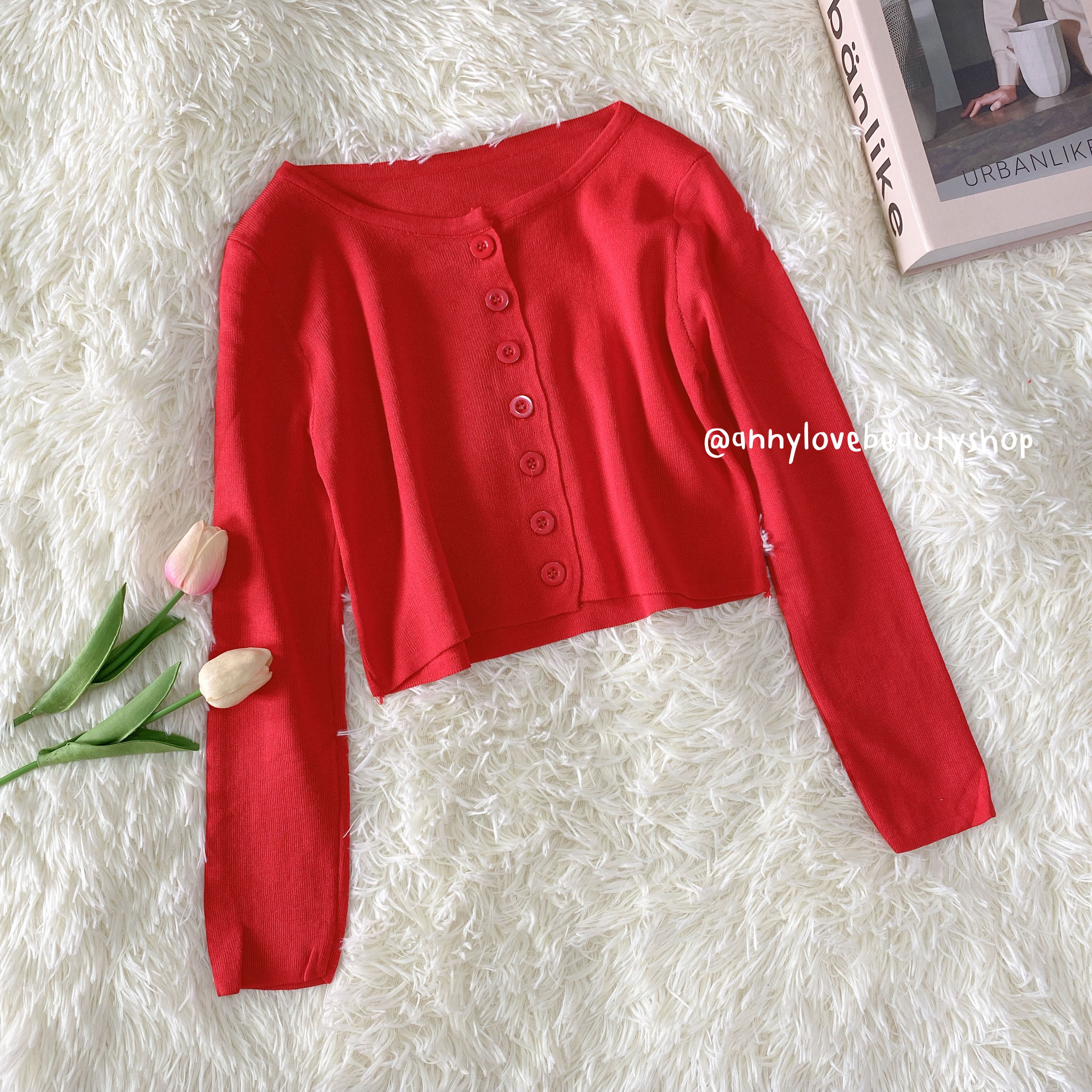 เสื้อครอปไหมพรมแขนยาว สีแดง