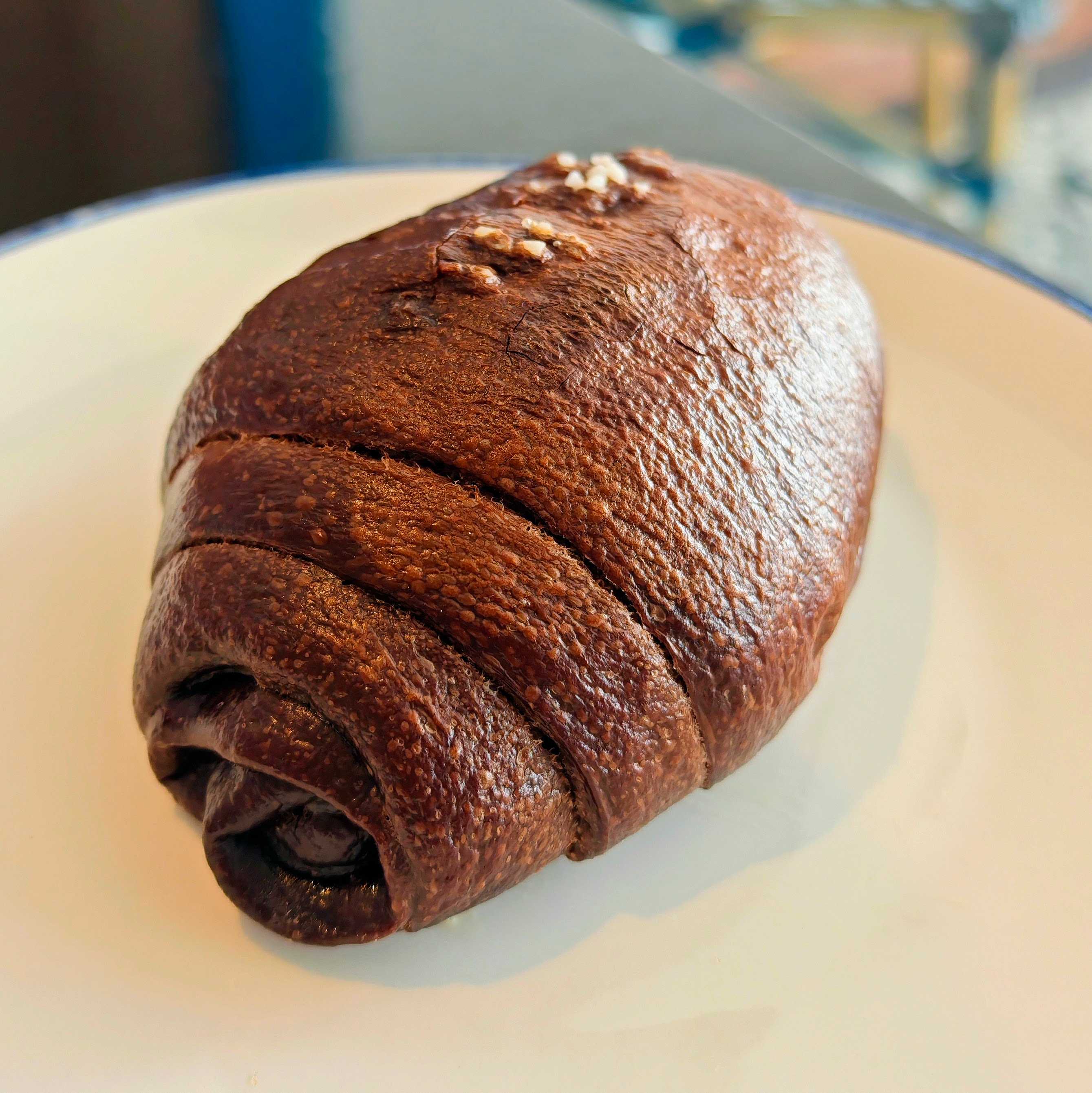 Choco Sourdough Shio Pan - ช็อกโกชิโอะปังซาวร์โด