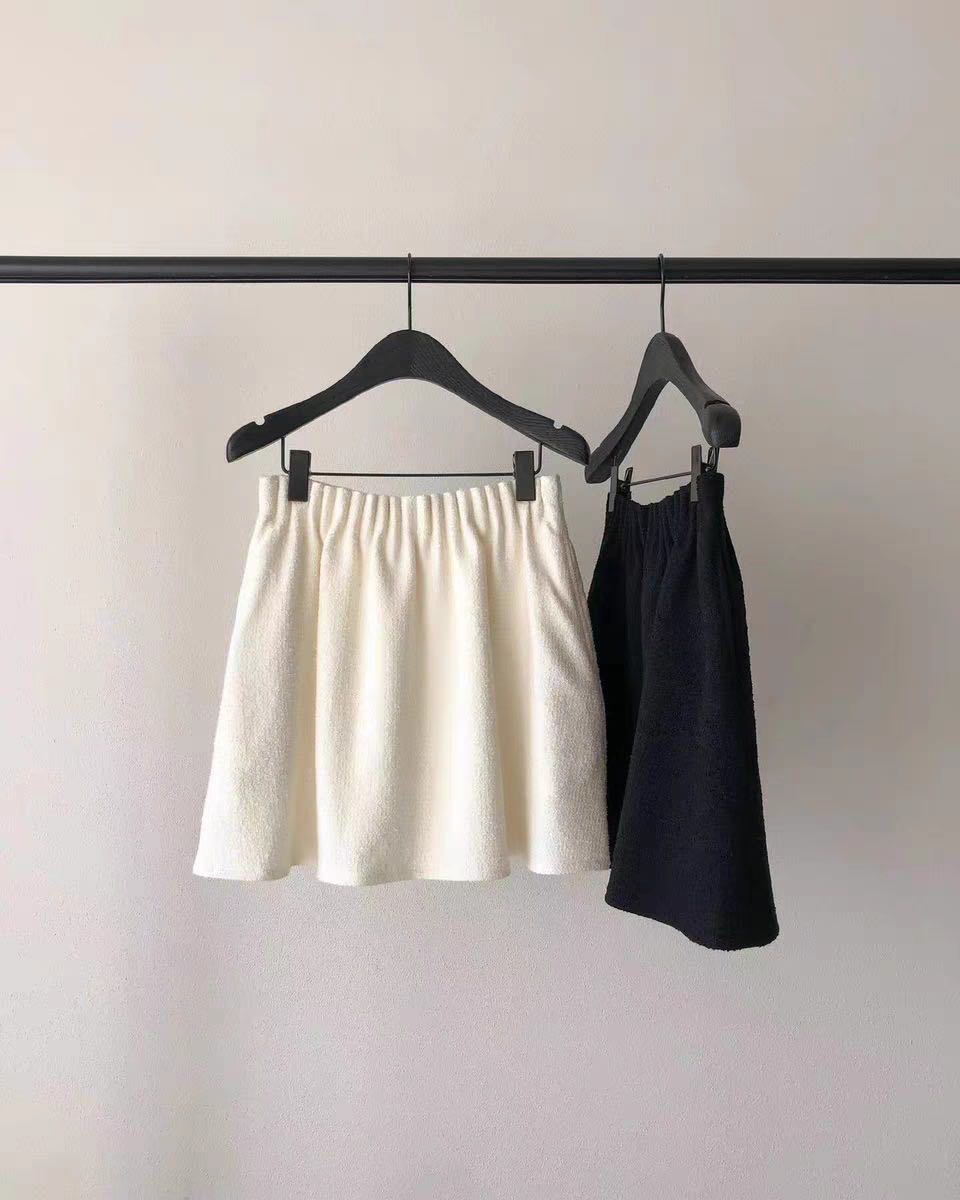 OUNCE (KOREA🇰🇷) elastic midi skirt (Pre-order 12-15 day)
