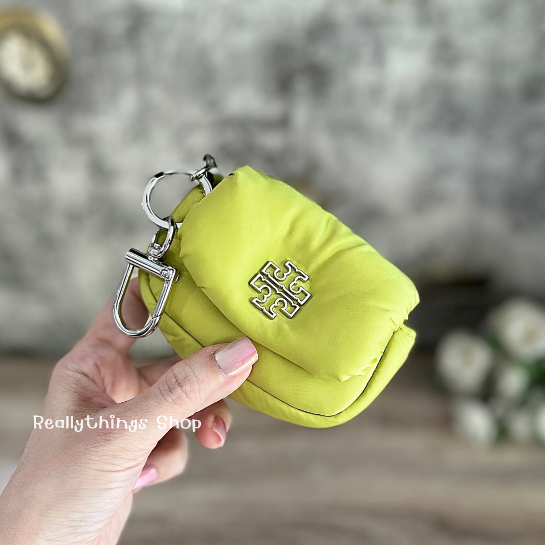 กระเป๋าพวงกุญแจ Tory Burch Britten Nylon Puffy Card Case(164595)
