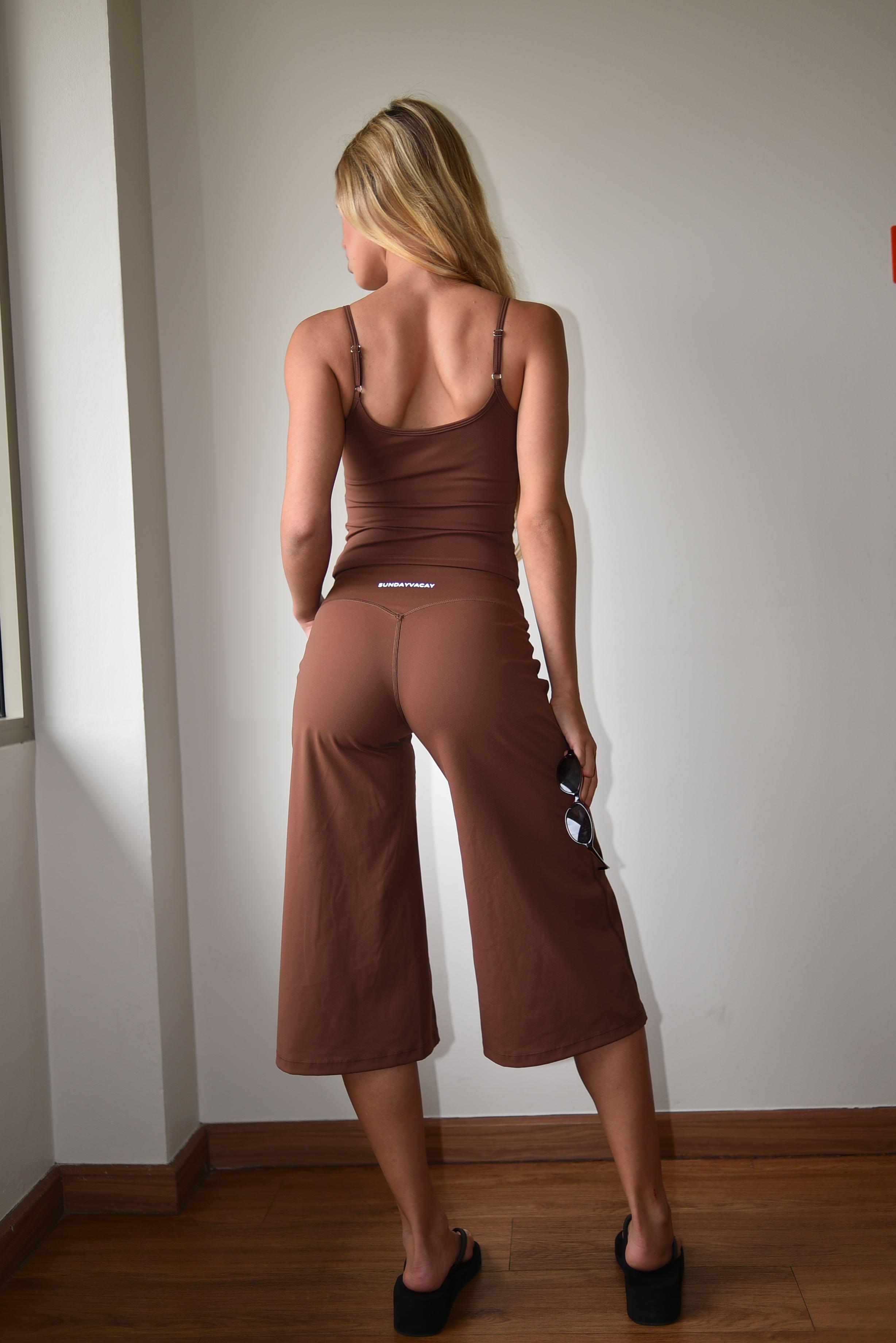 Wideleg Capri / Brown