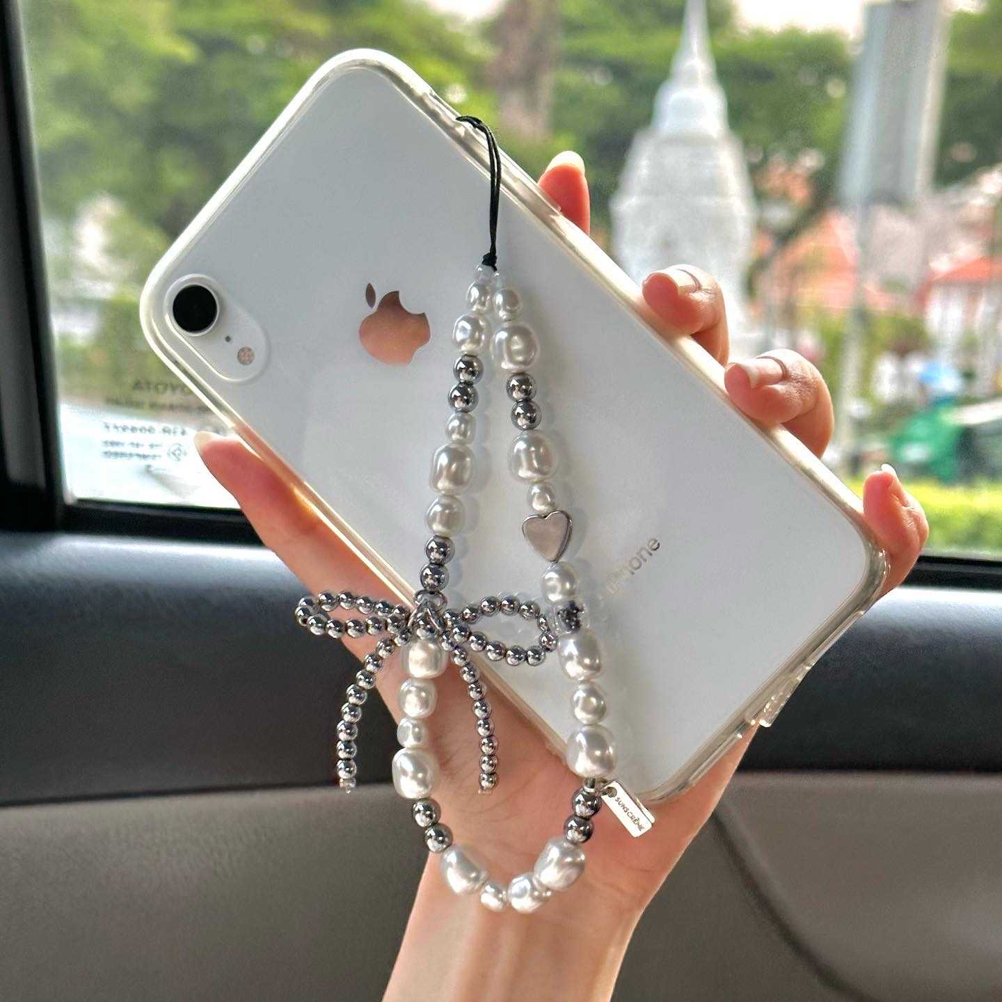 SILVER RIBBON PHONE STRAP (ที่ห้อยมือถือ)
