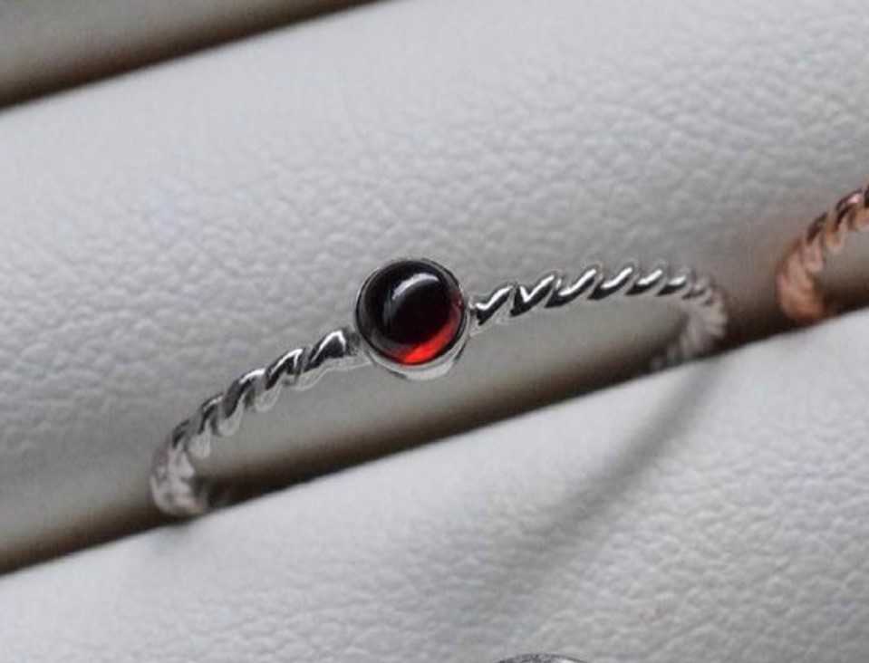 แหวนพลอย #minimring รหัส R067