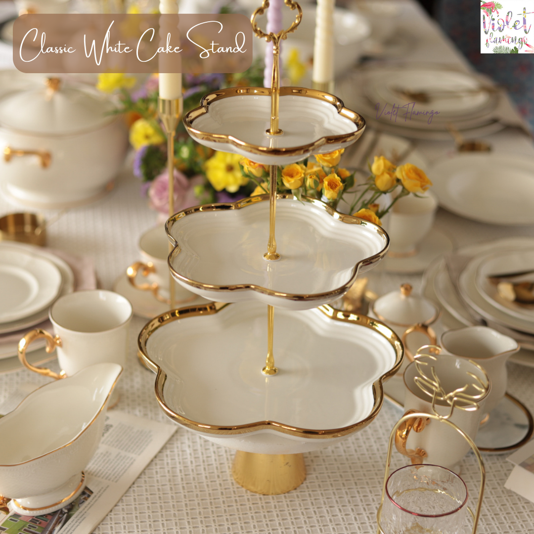 ชั้นวางเค้ก/ Cake Stand รุ่นคลาสสิคขอบทอง จานทรงดอกไม้ 3 ชั้น