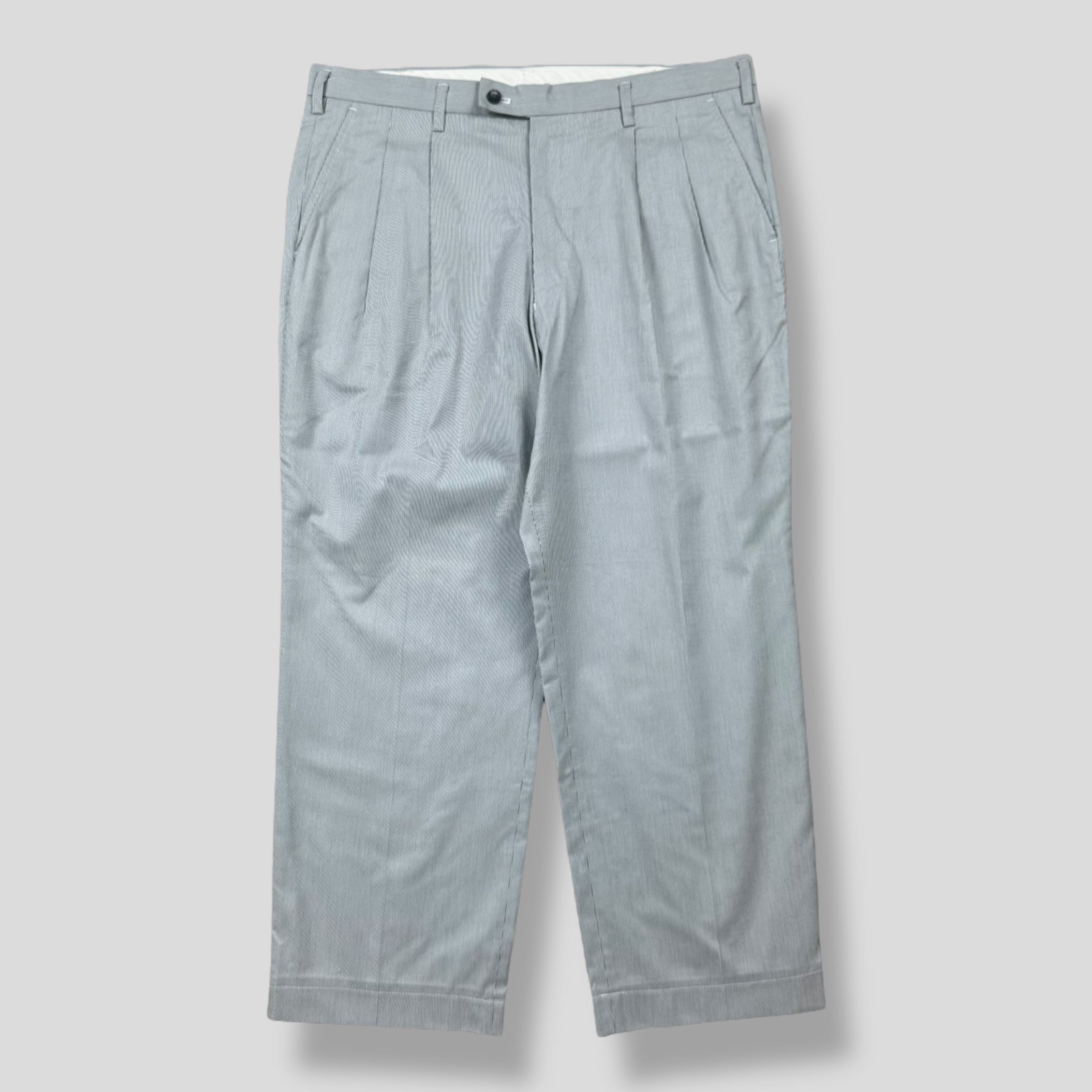 UNIQLO TWO TUCK SMART PANTS 