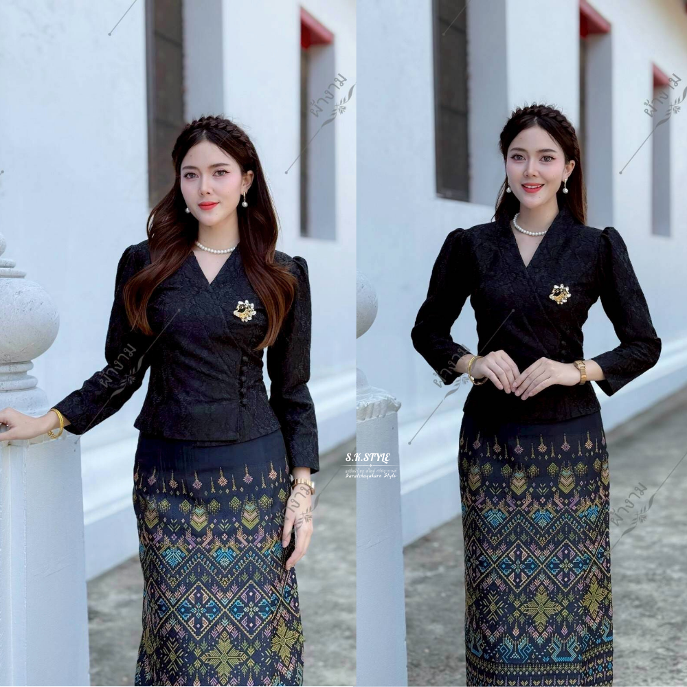 เสื้อลูกไม้เบลล่า อัดซับกาวทั้งตัว ทรงสวยบาดใจ ดีไซน์คอวีป้ายข้าง เสริมลุคให้ดูผอมเพรียวและสง่างาม