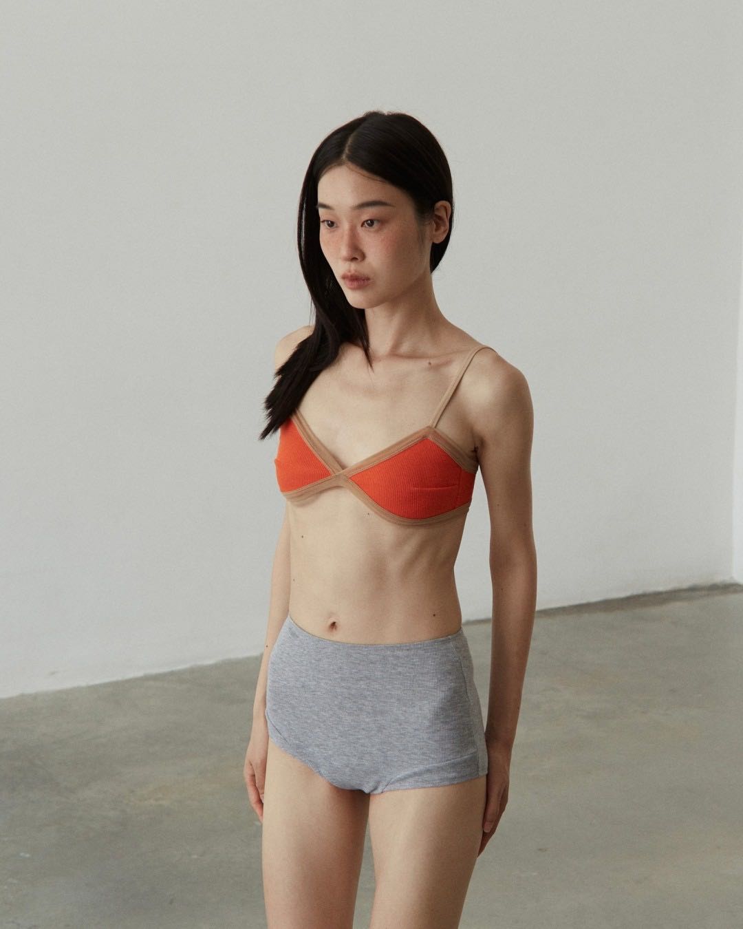 MISTYSTORAGE HUGGING TAN BRA