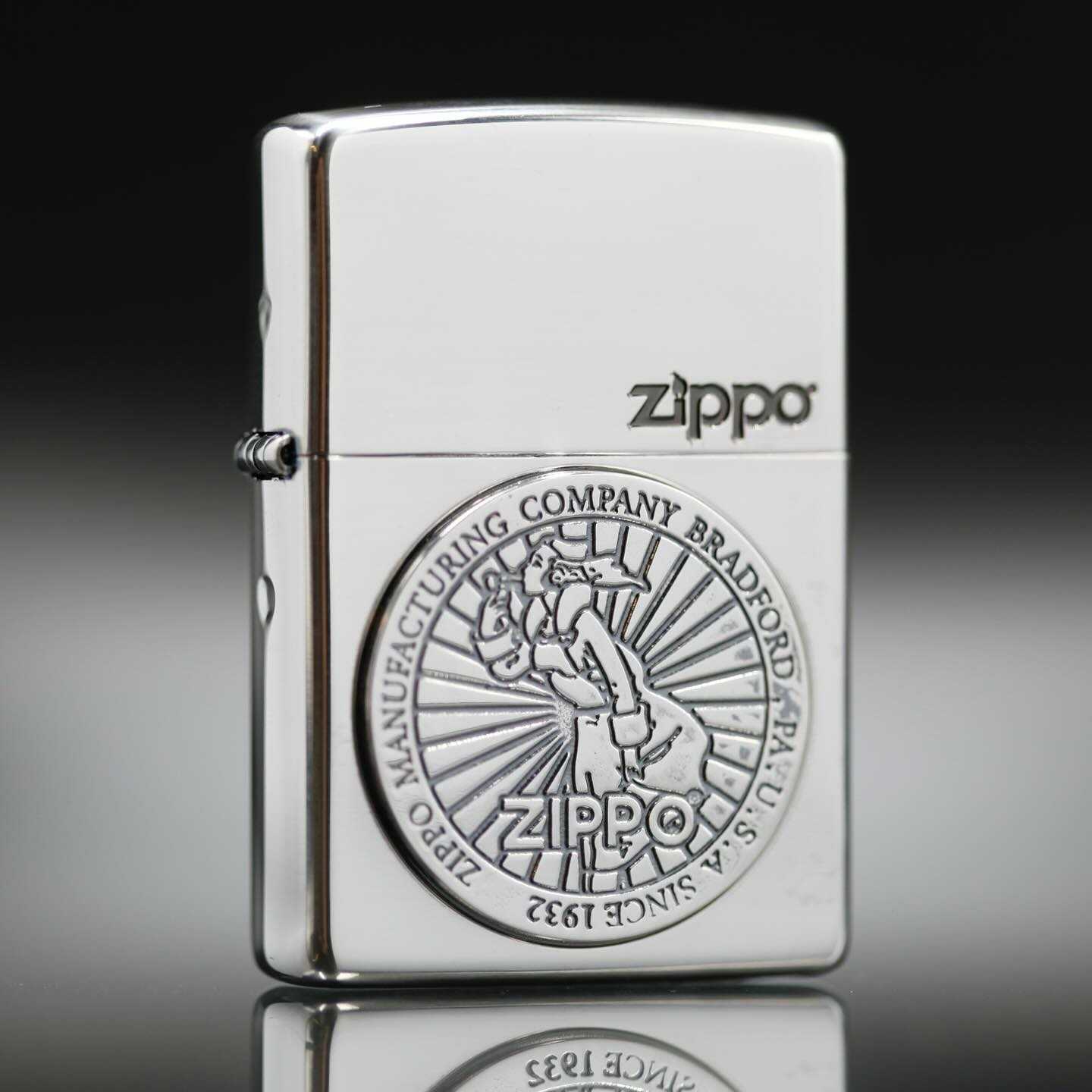 Zippo ไฟแช็กรุ่น ZJP0120 Windy Emblem (สีเงิน)