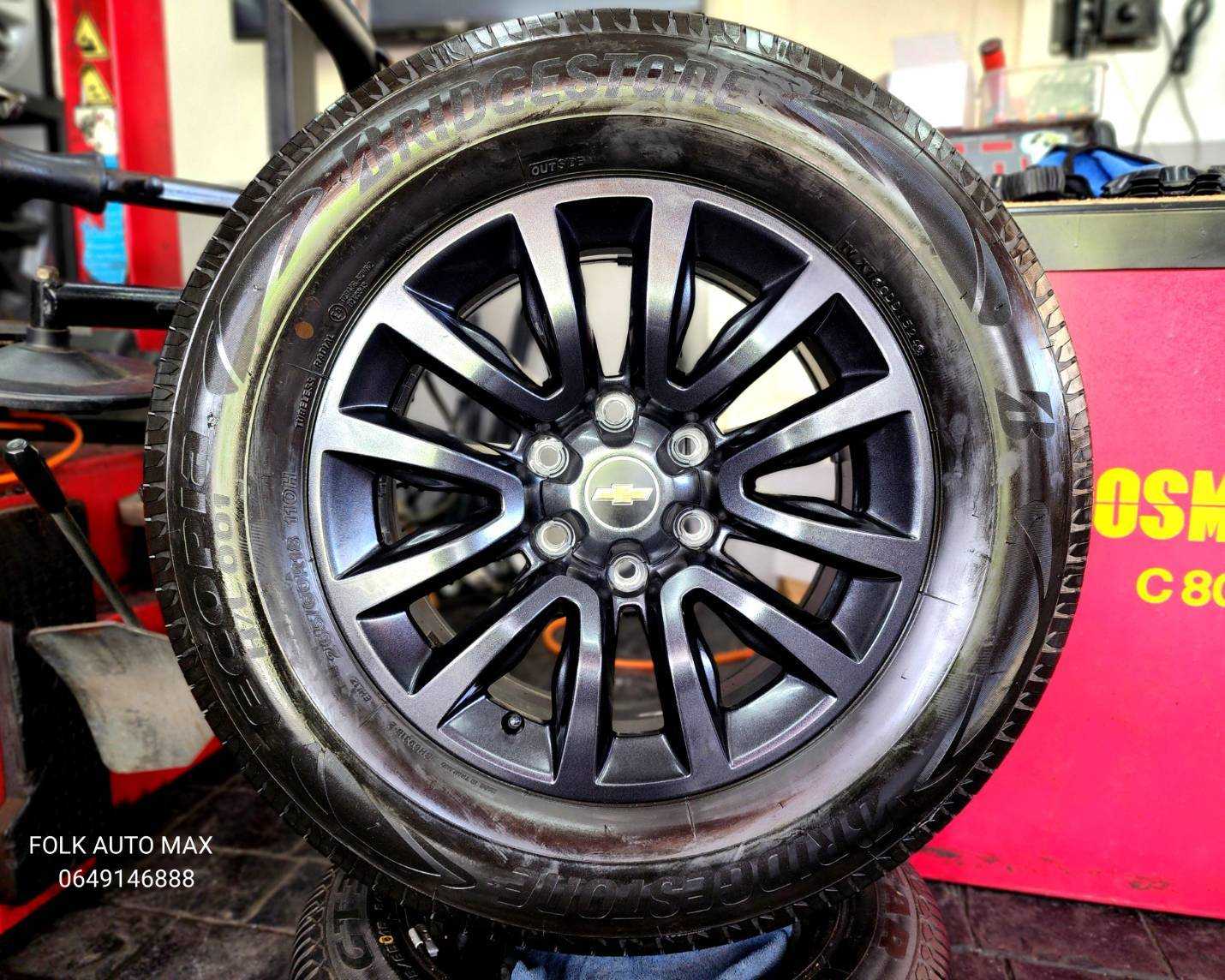 ปี 24 ล้อ Chevrolet ขอบ 18 สภาพสวย พร้อมยาง Bridgestone 265 60 18 ปี 24 ดอกยางสวย  1524368 91112368
