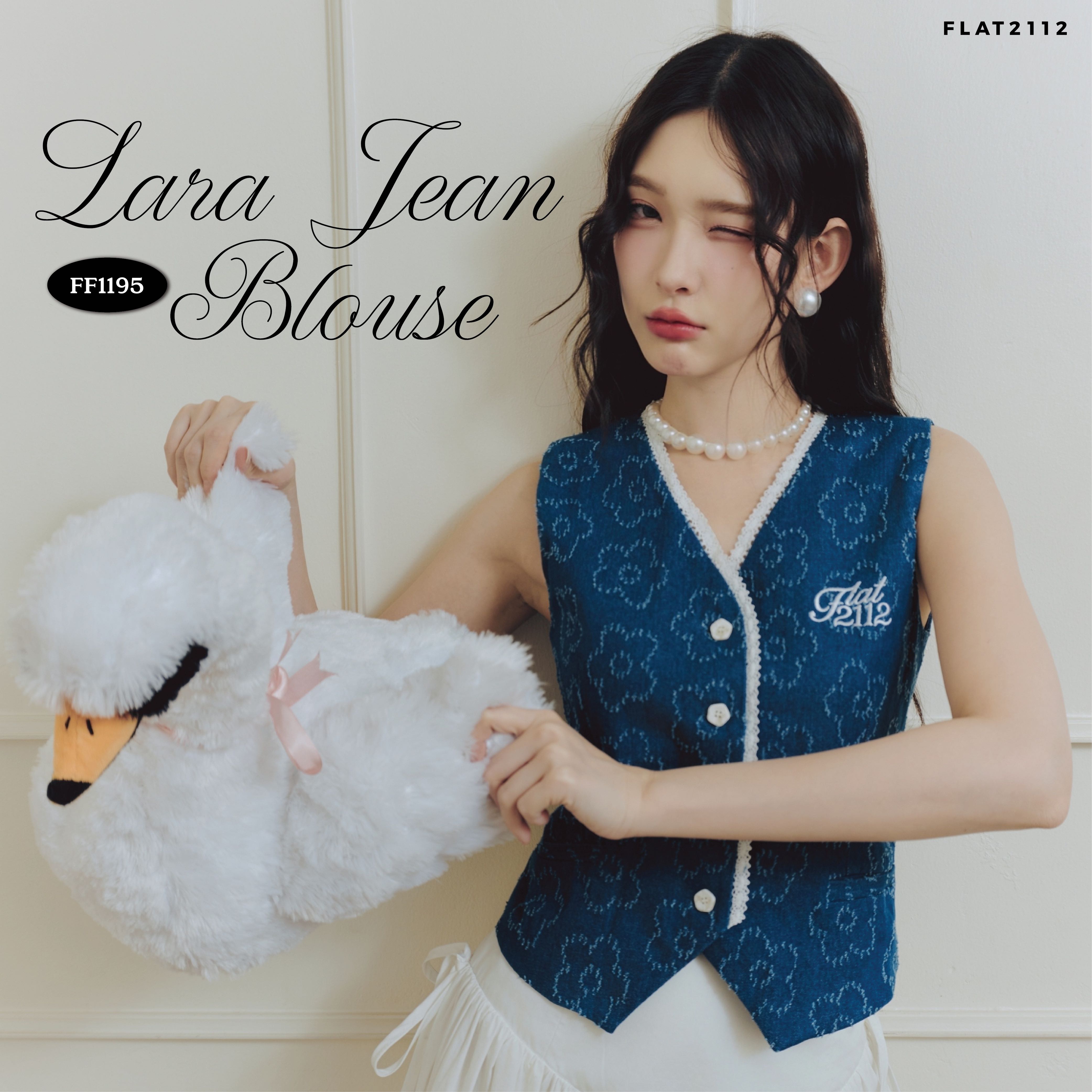 FLAT2112 : LARA JEAN BLOUSE เสื้อกั๊กแฟชั่นเกาหลีสีน้ำเงิน ลายดอก คอวี ระบายอากาศ ใส่สบาย (FF1195)