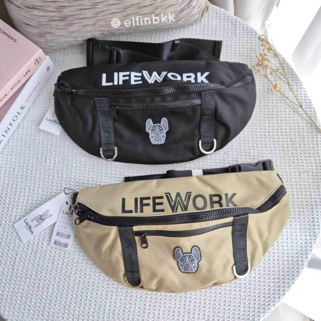 LIFEWORK Patch Zip Closure Hipsack  กระเป๋าคาดอก คาดเอว คาดหลัง สีดำ สีเบจ