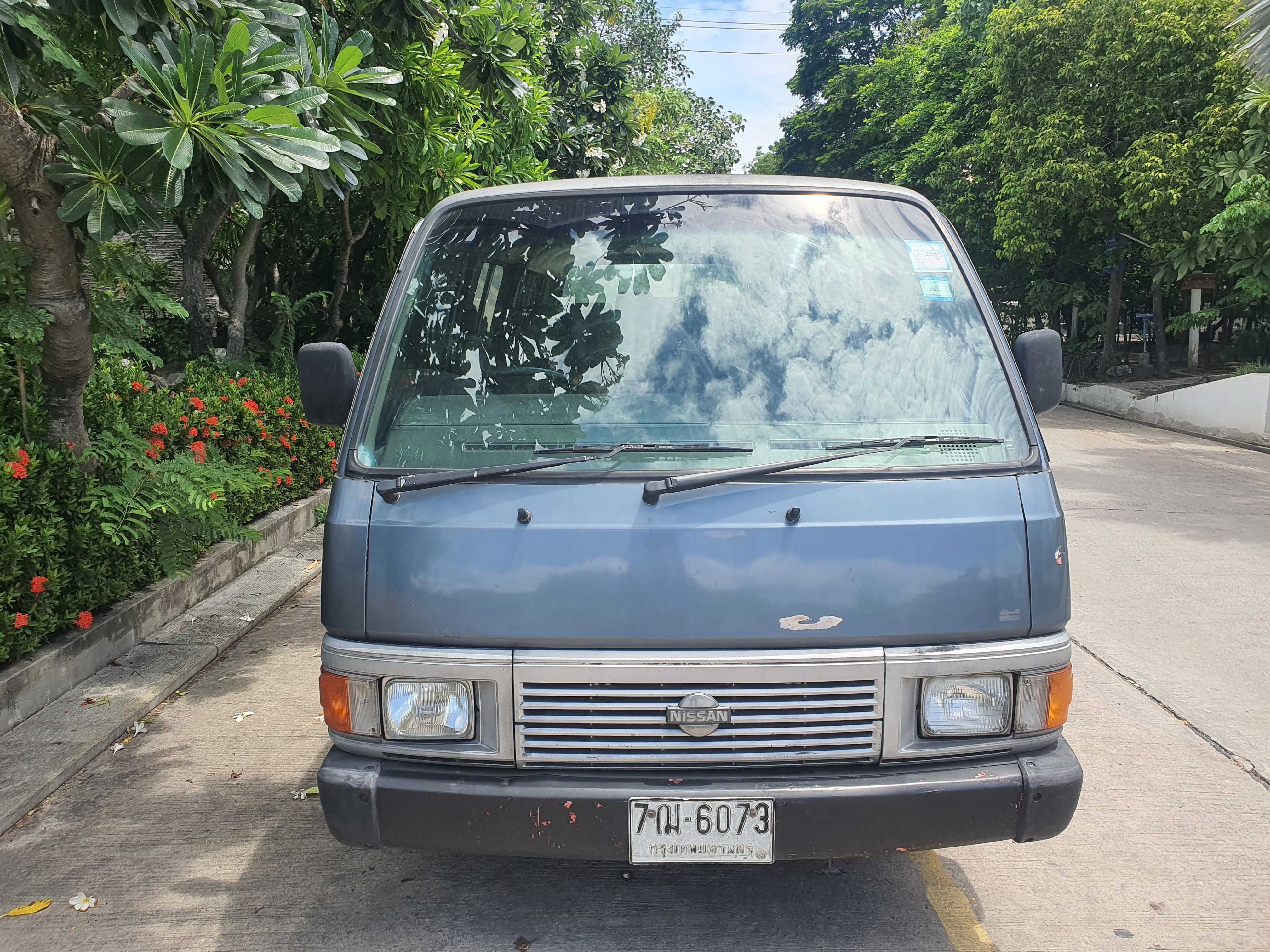 nissan urvan E24 รถเดิมภาษีเต็ม 65 วิ่งใช้งานปกติ