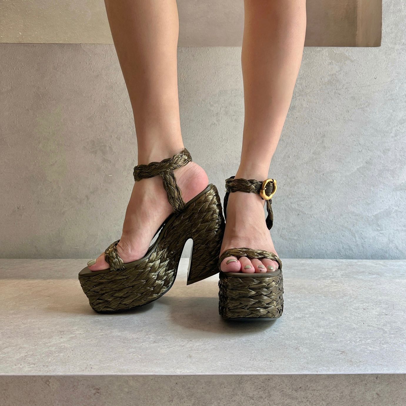 Cult Gaia DAELAN PLATFORM SANDAL - NYMPH