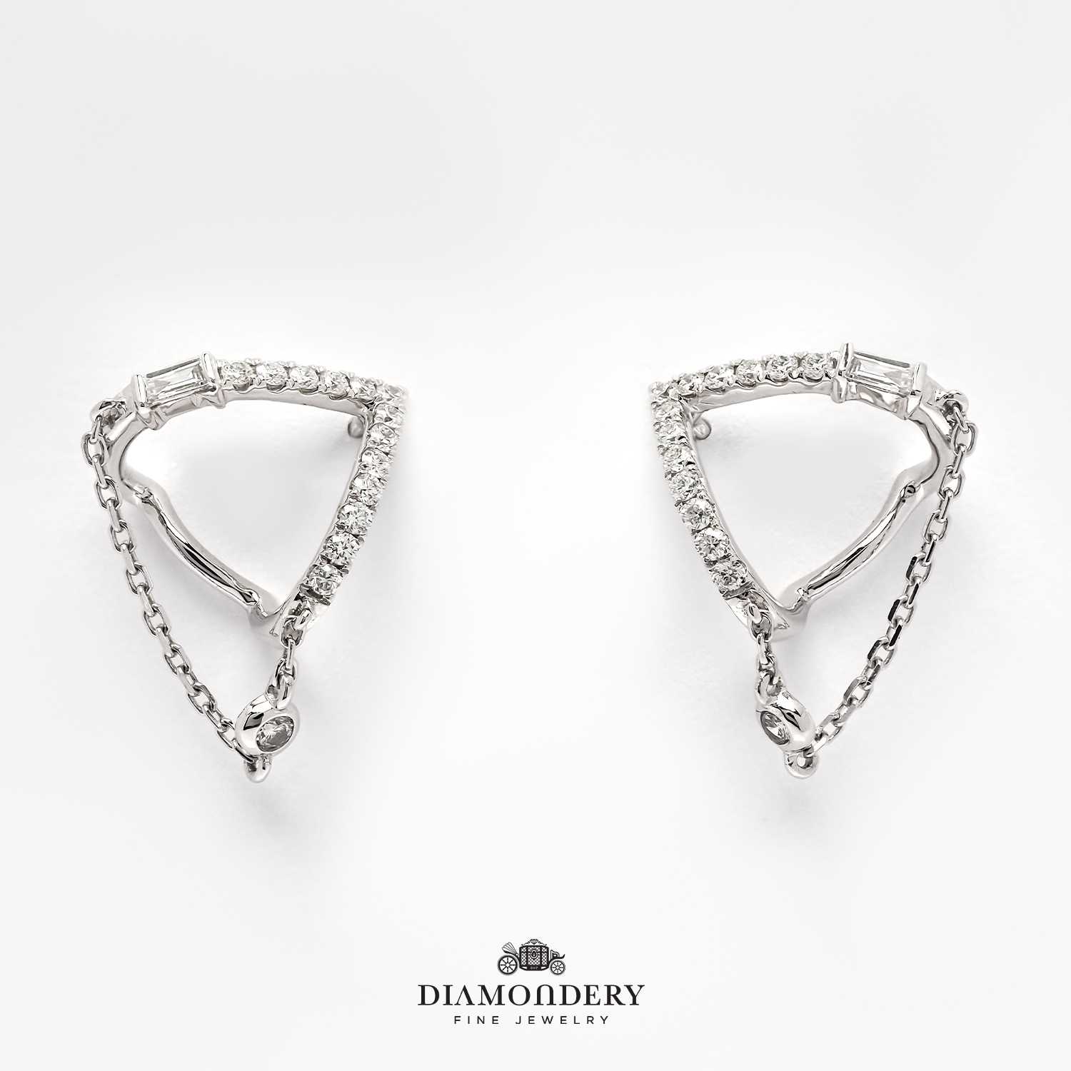 ต่างหูเพชร Chain Drop Diamond Earrings