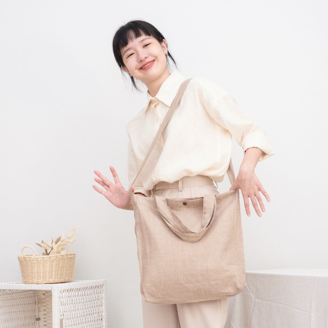 Waralee's Day กระเป๋าผ้าลินิน รุ่น Casual 2 Ways - น้ำตาลเปลือกไม้