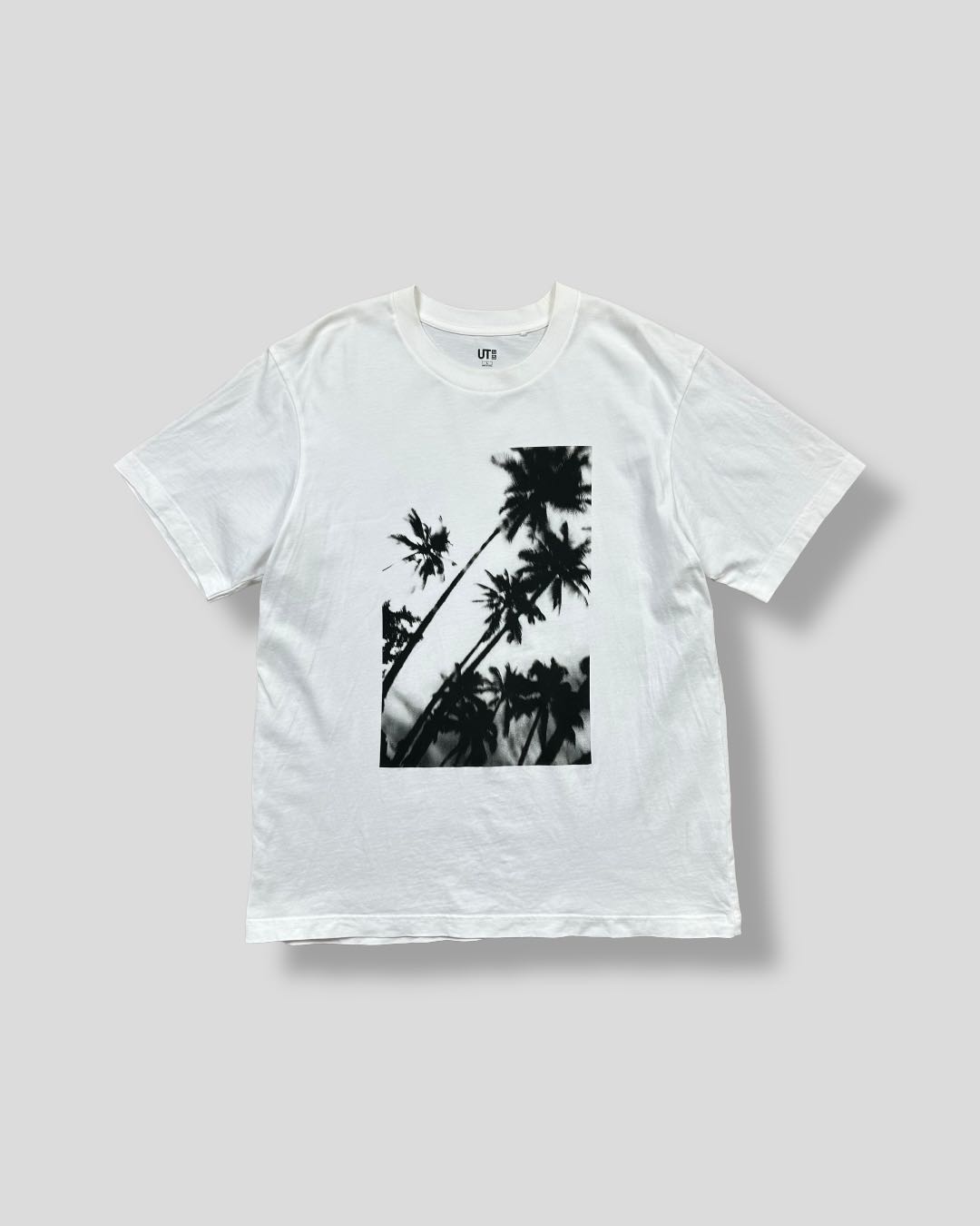 UNIQLO UT COTTON T-SHIRT 