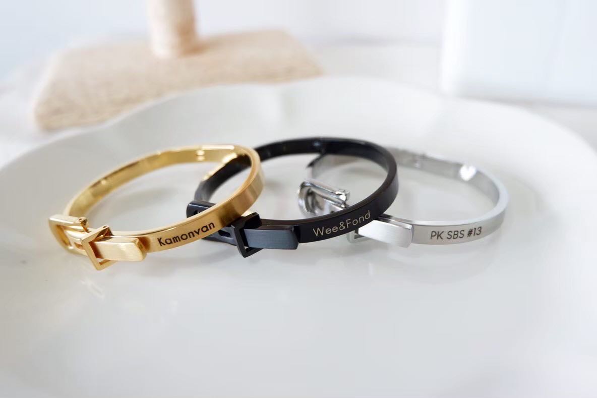 Belt Bangle กำไลข้อมือสแตนเลส ดีไซน์เข็มขัด