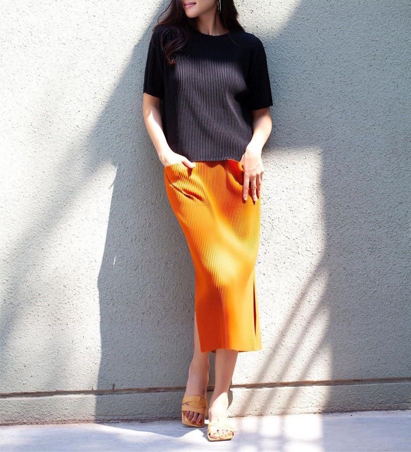 WPK001-Premium front pocket skirt