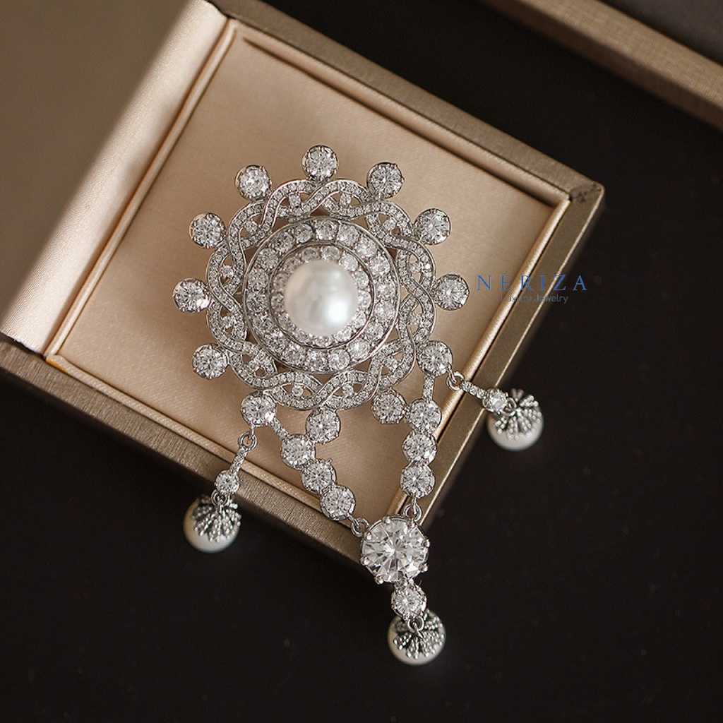 เข็มกลัด เพชรสังเคราะห์ประดับมุก ประกายเทียบเท่าเพชรแท้ รหัส NP015