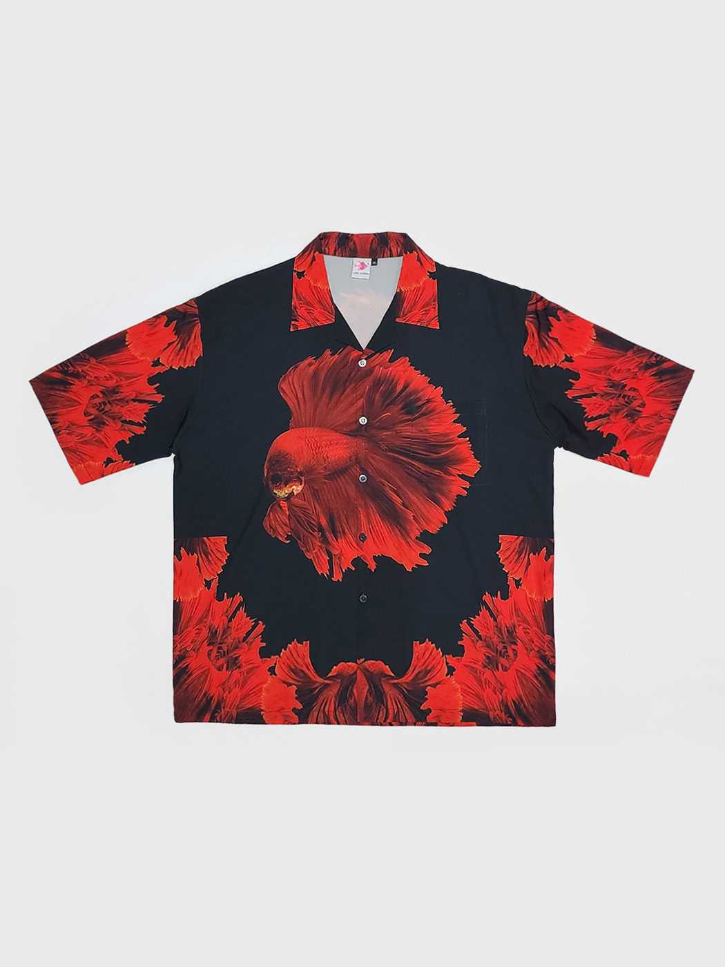 Red Black Halfmoon Betta Hawaii Shirt - Black/Red