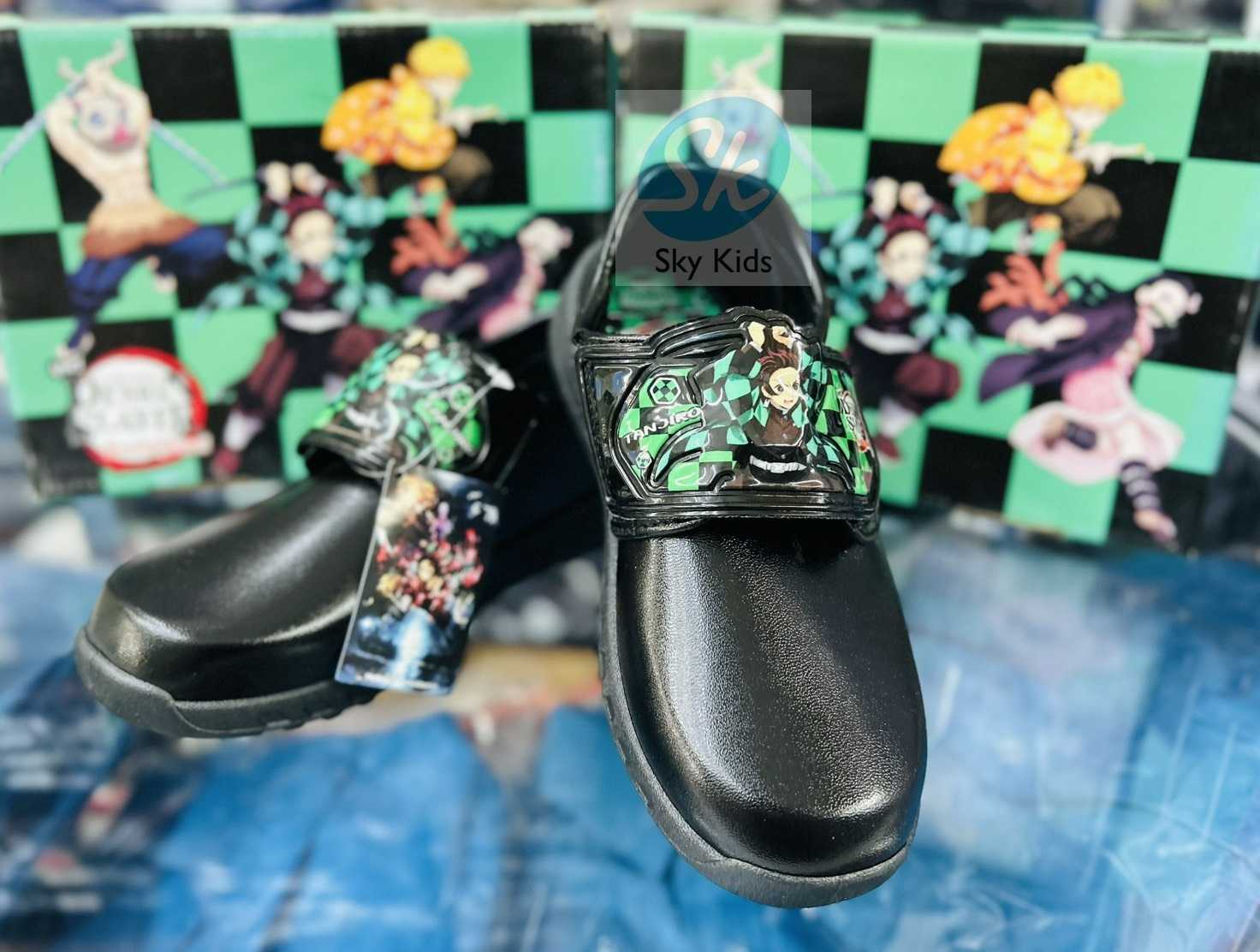รองเท้านักเรียนชาย DEMON SLAYER