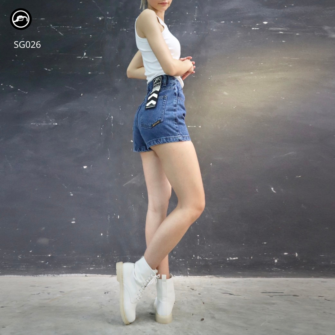 SG026 กางเกงยีนส์ ขาสั้น ผู้หญิง Lady Denim Shorts (Gasoline & Garage) ปั๊มน้ำมันแก๊สโซลีน (SG)