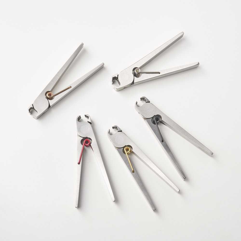 [พรีออเดอร์] Suwada กรรไกรตัดเล็บมือคุณภาพเยี่ยม(Petit) ชนะเลิศ 2021Good Design Award พร้อมกล่องโลหะ