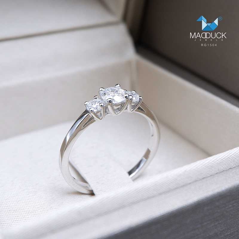 Madduckjewels RG1504  แหวนเงินแท้ เพชร CZ ชุบโรเดียม