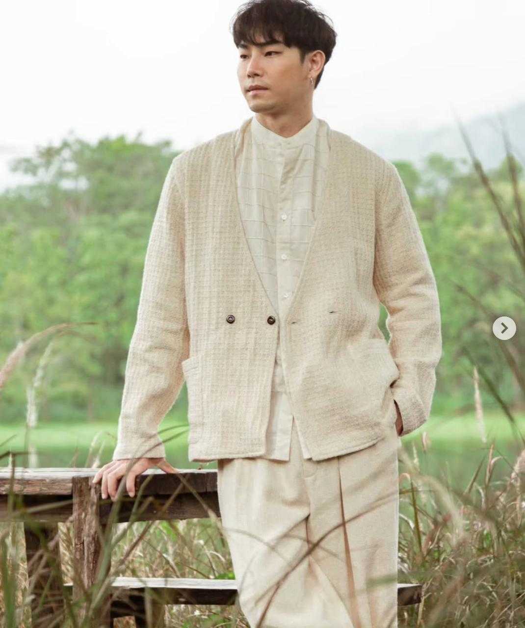 Thameel Blazer White Cotton